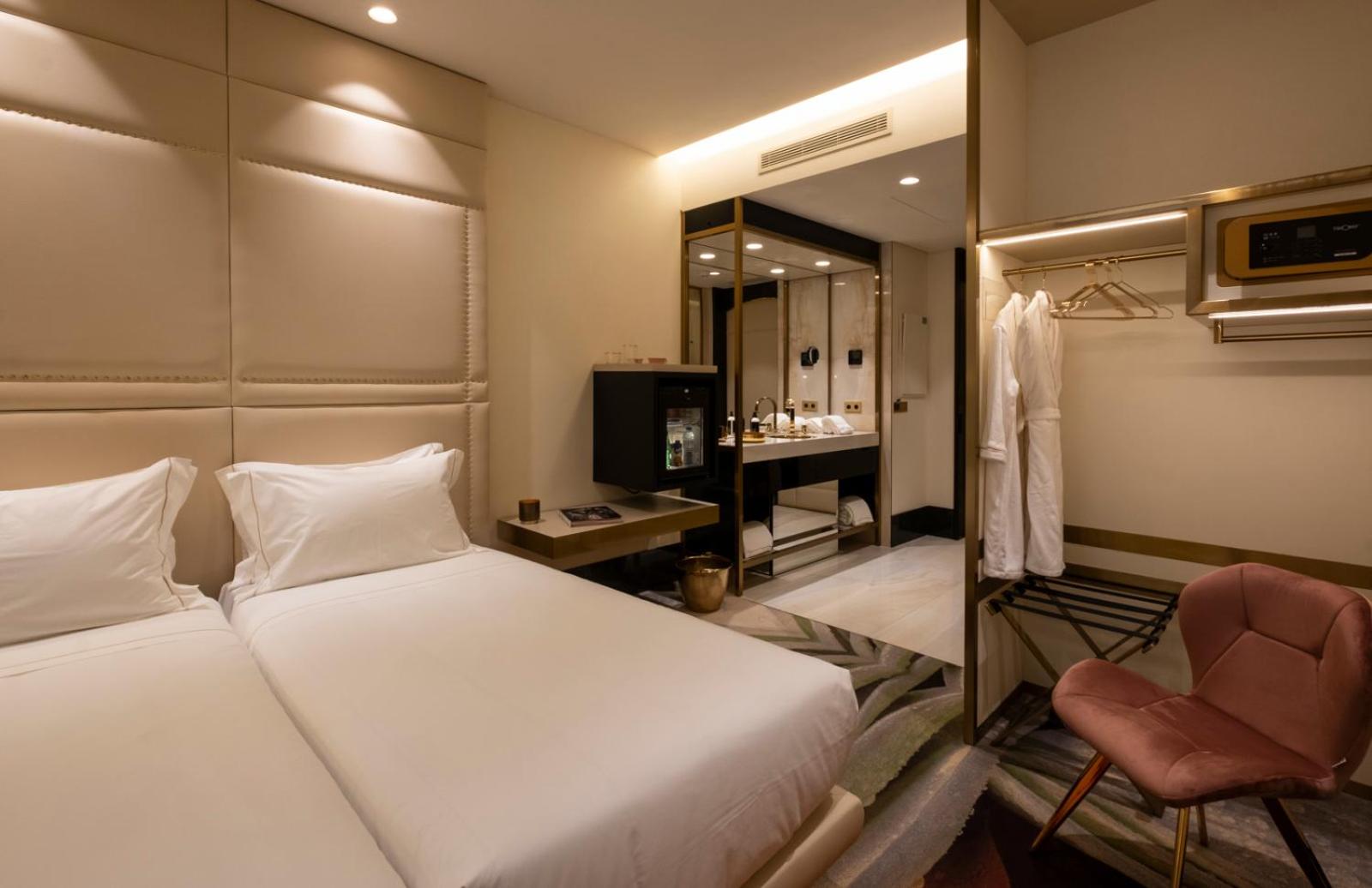 Deluxe Twin Room photo 1