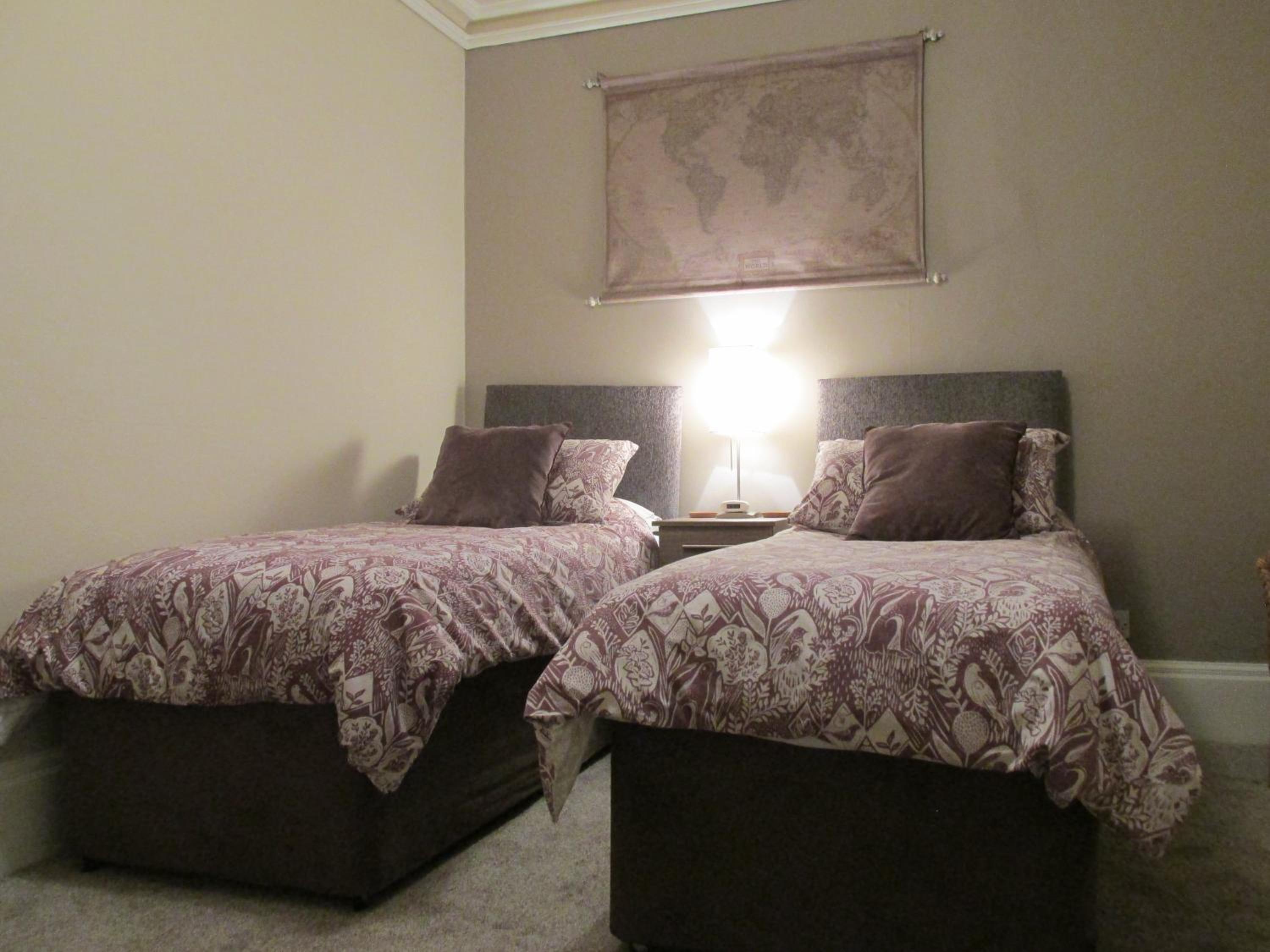 Twin Room With Shower photo 2