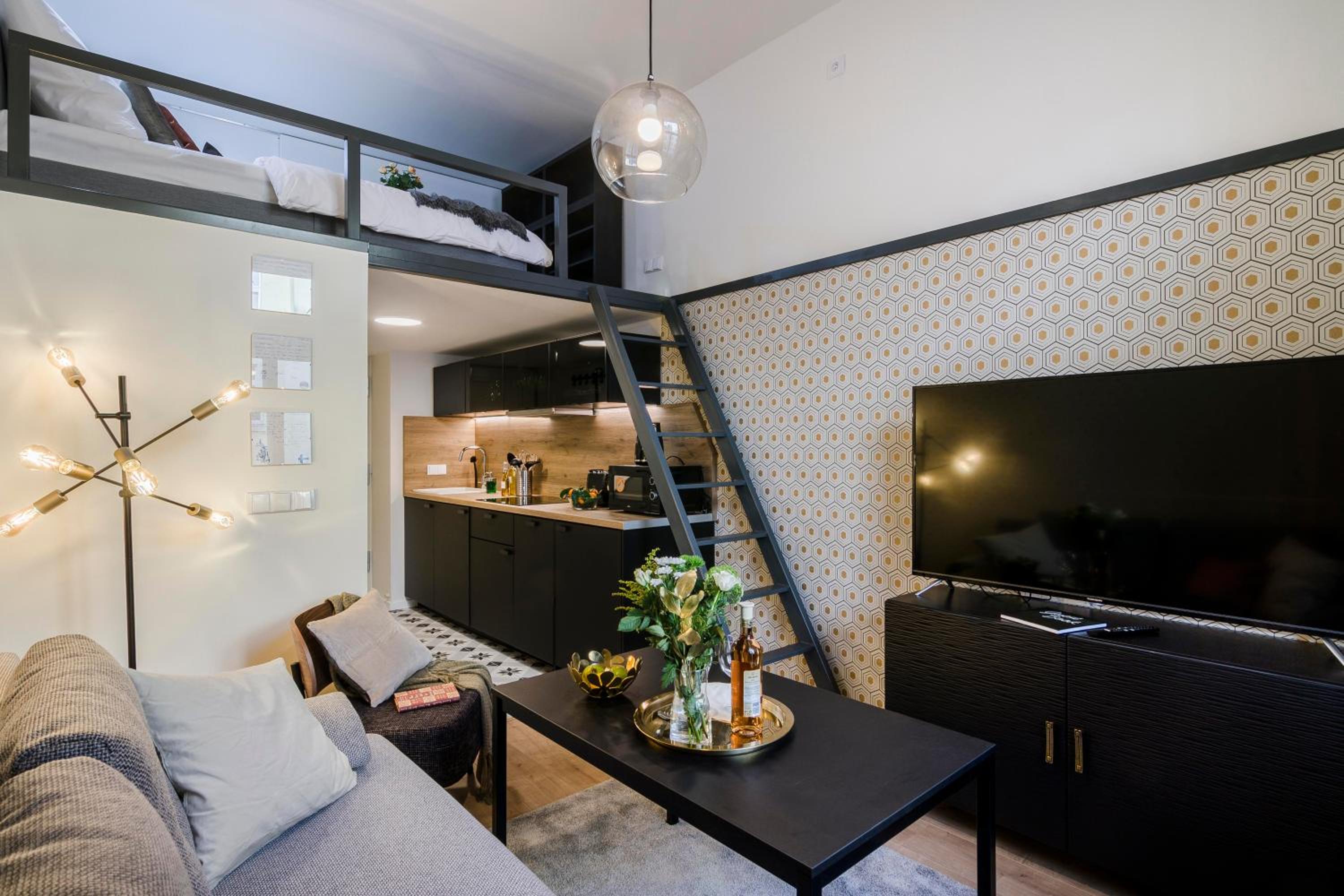 Studio Apartment