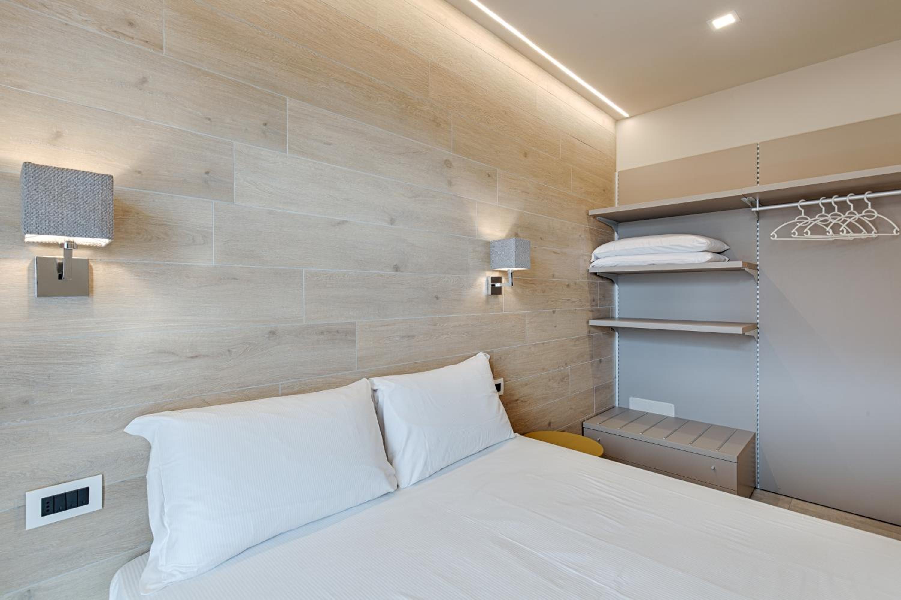 Two-Bedroom Apartment with Balcony photo 1