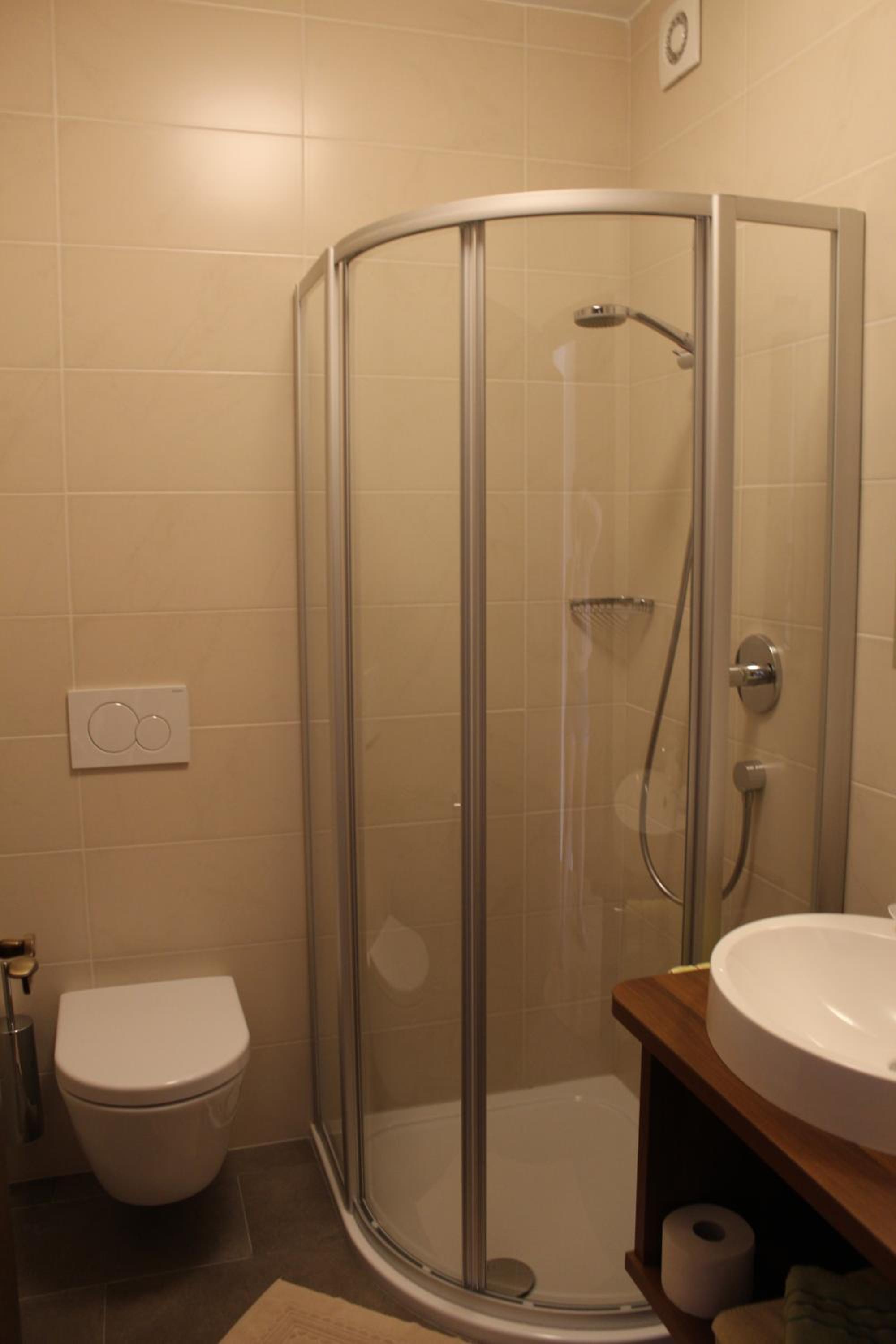 Double Room with Balcony (2 Adults + 1 Child) photo 3