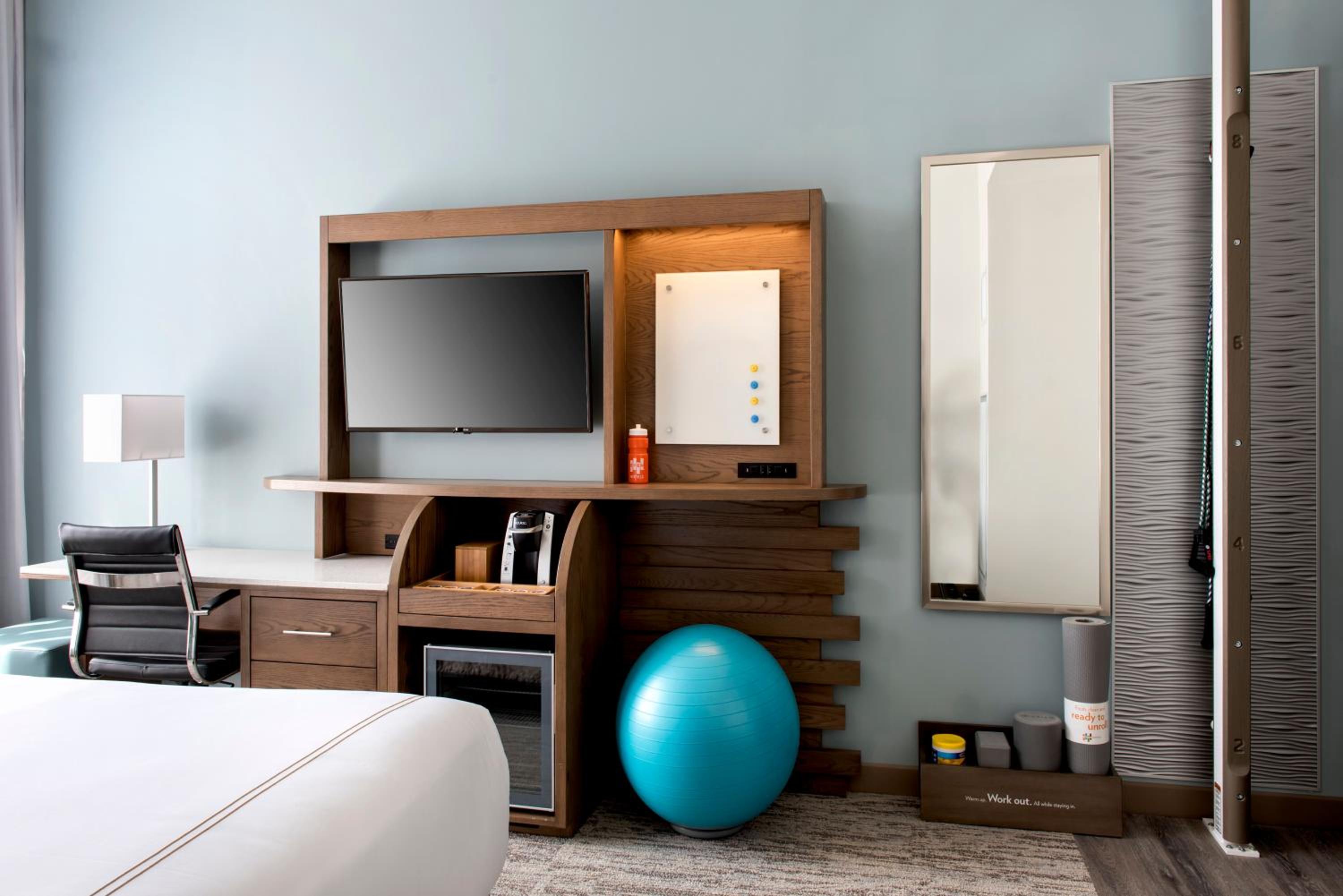 Standard King Room - Mobility Accessible