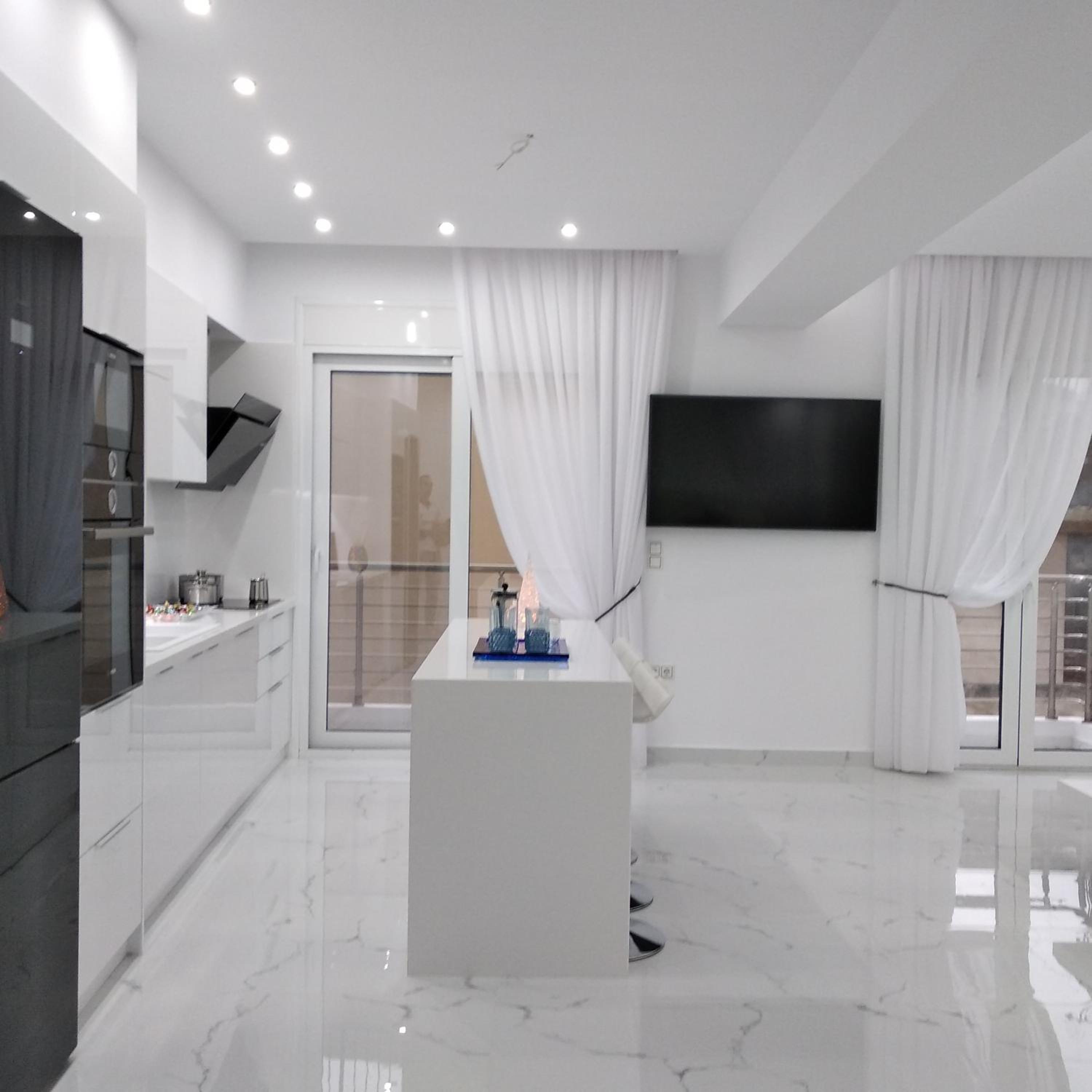 Studio Apartment - Photo 15