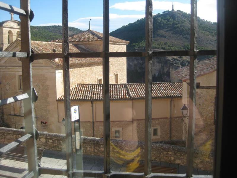 Double or Twin Room - Photo 8