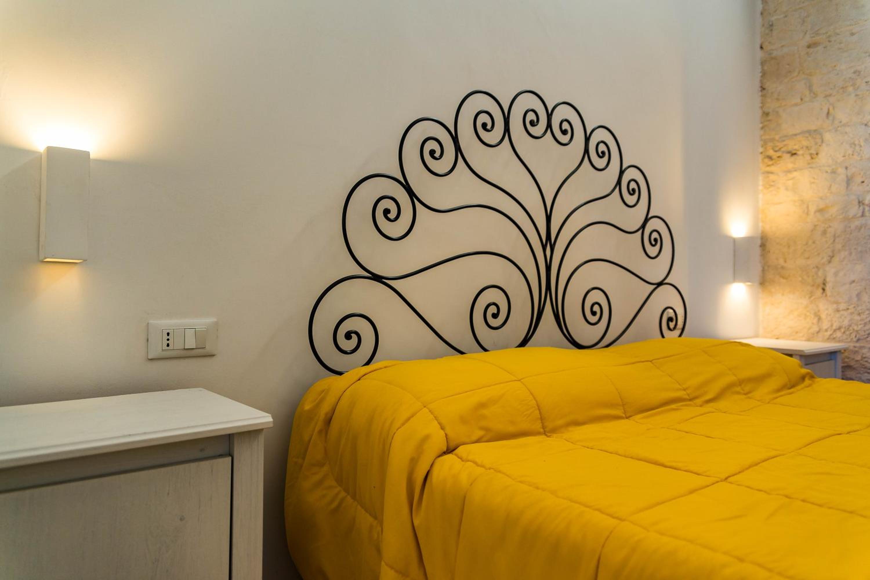 Suite - Photo 6