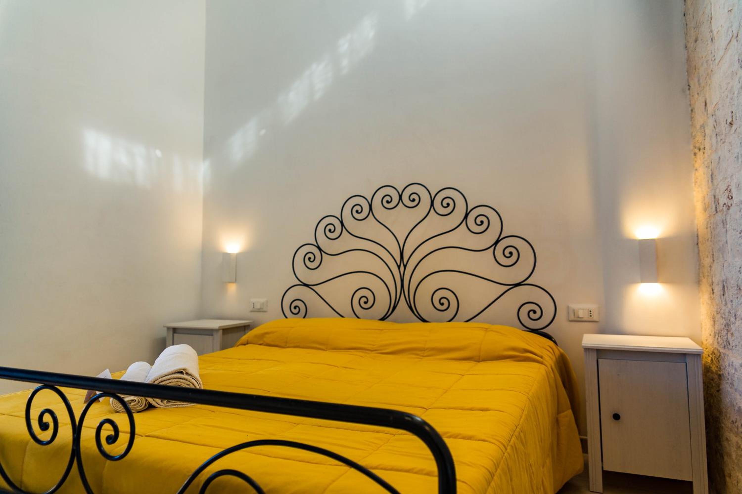Suite - Photo 3