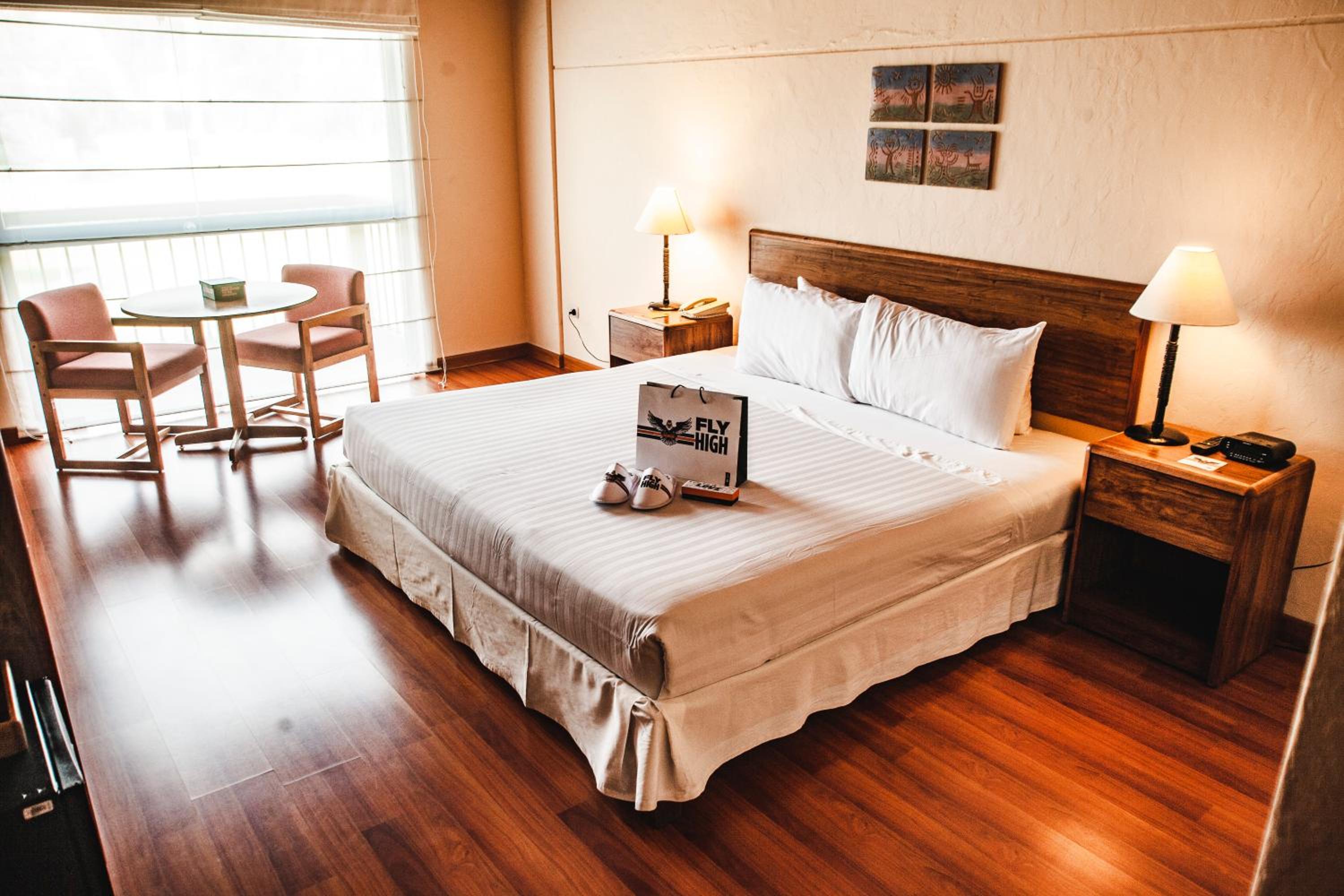 Superior King Room - Photo 2