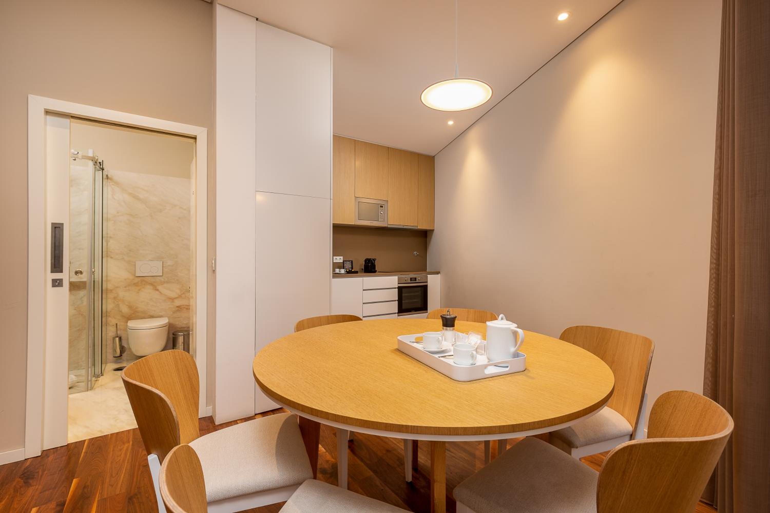 Two-Bedroom Apartment with Balcony - Photo 4