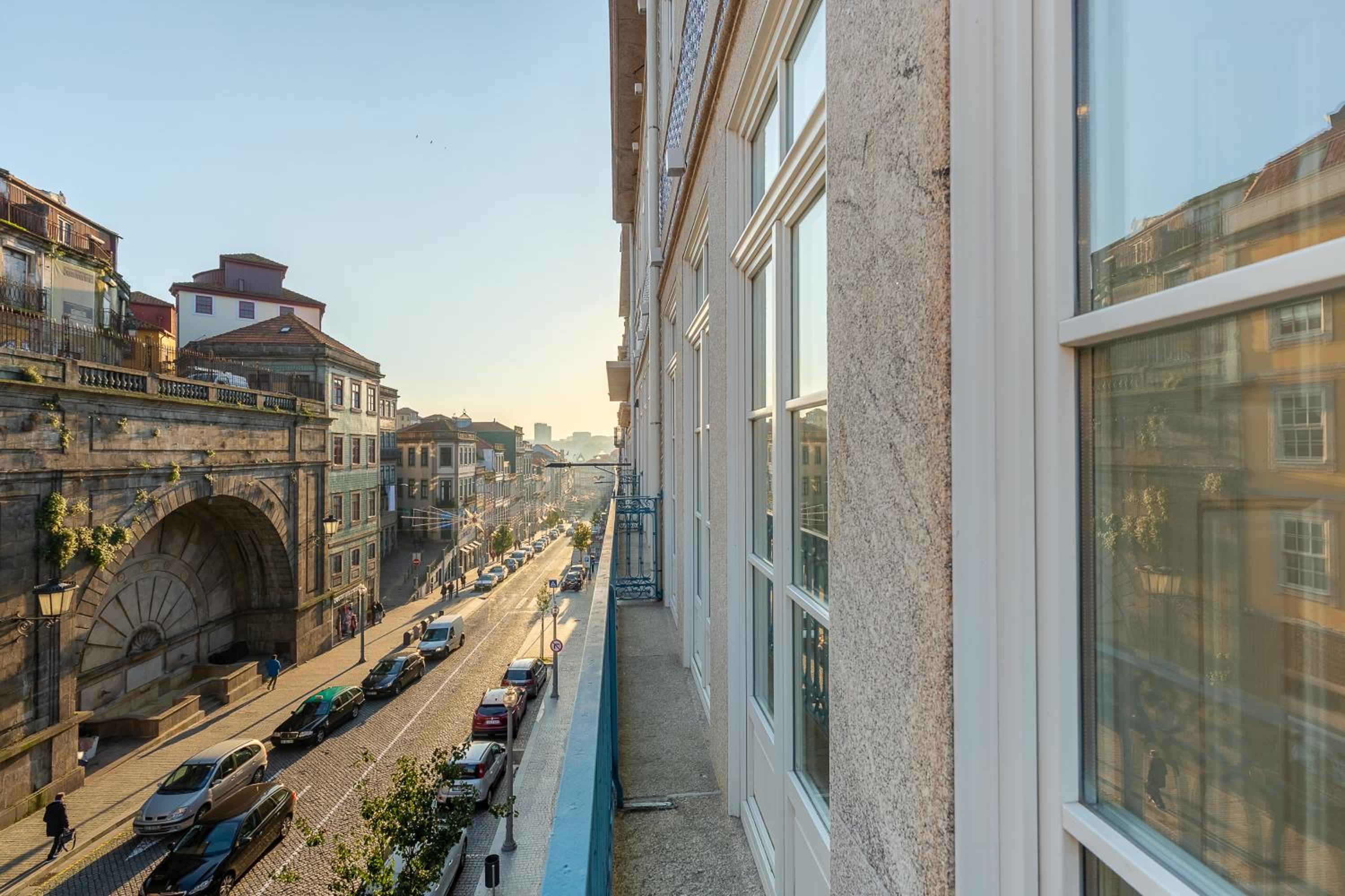 Two-Bedroom Apartment with Balcony - Photo 20