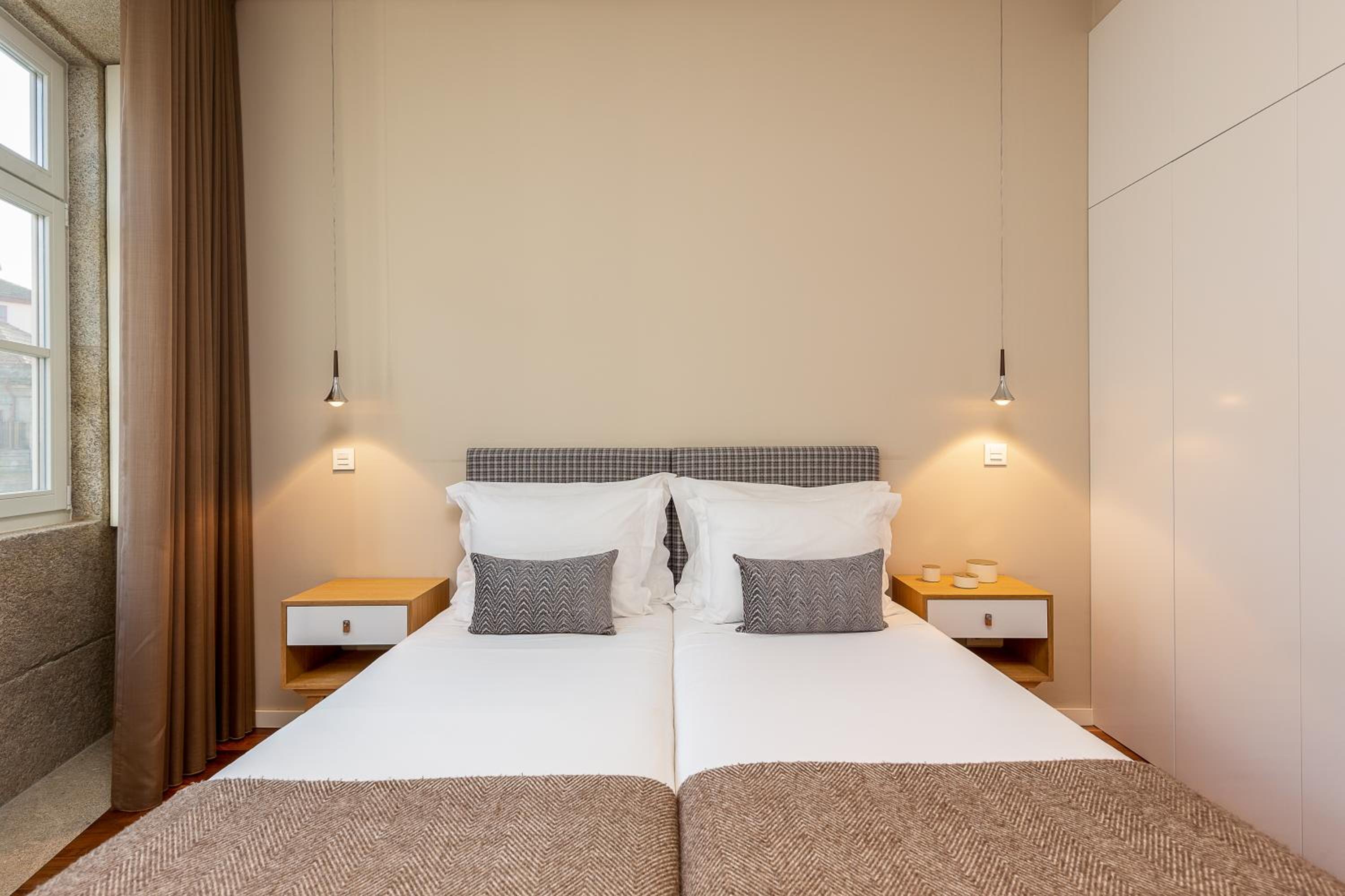 Two-Bedroom Apartment - Photo 3