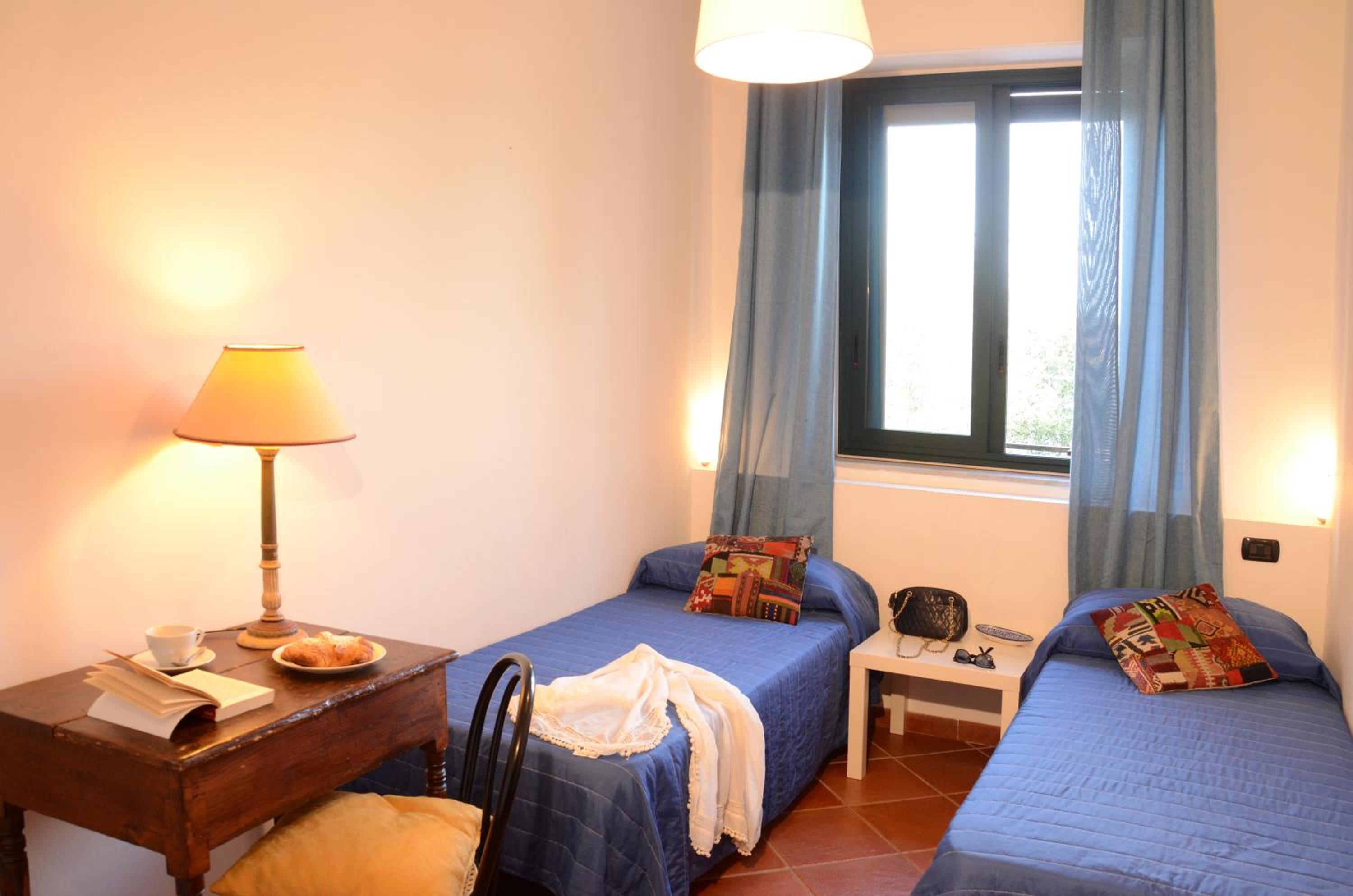 Apartment with Garden View