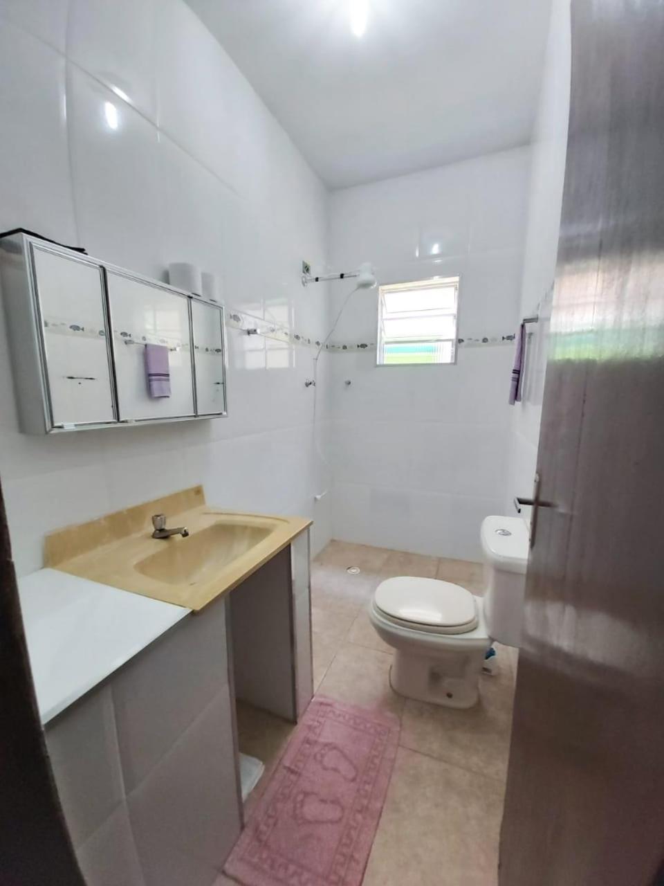 Three-Bedroom Vacation Home  photo 3