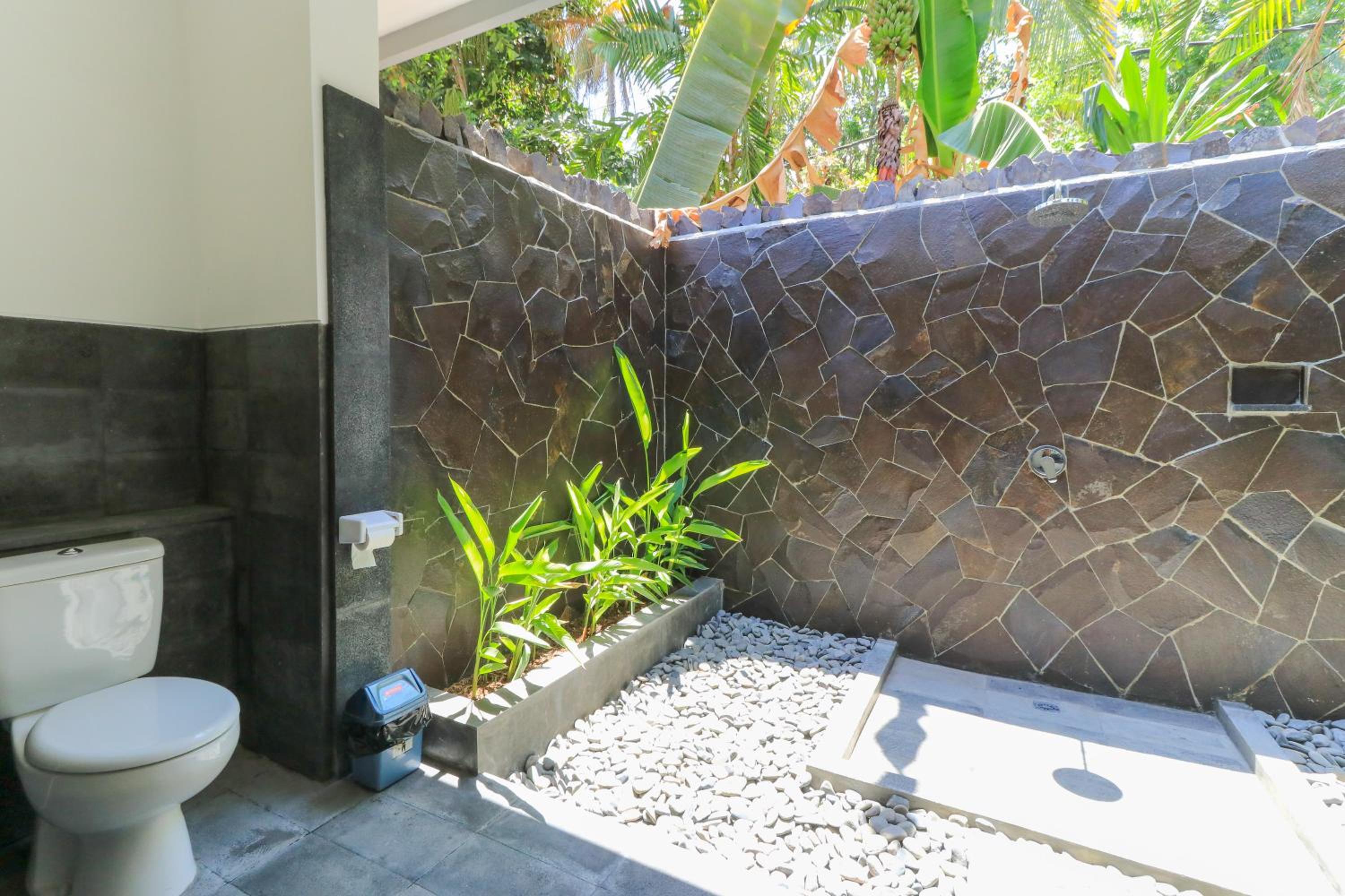 Two-Bedroom Bungalow - Photo 16