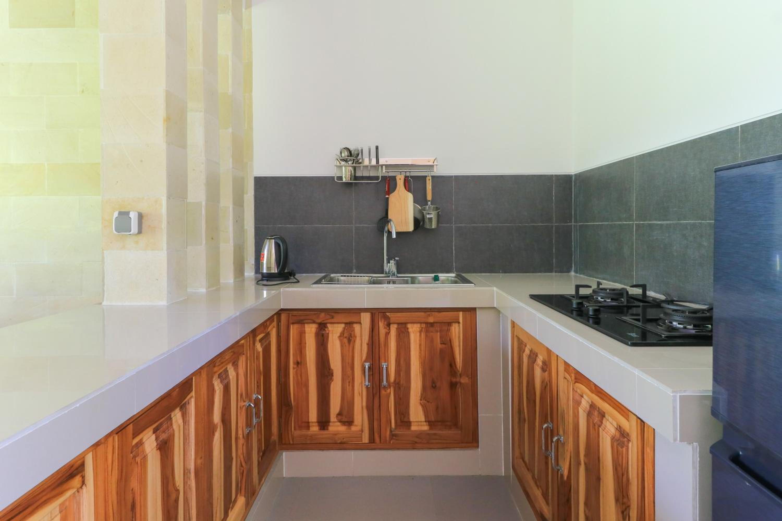 Two-Bedroom Bungalow - Photo 7