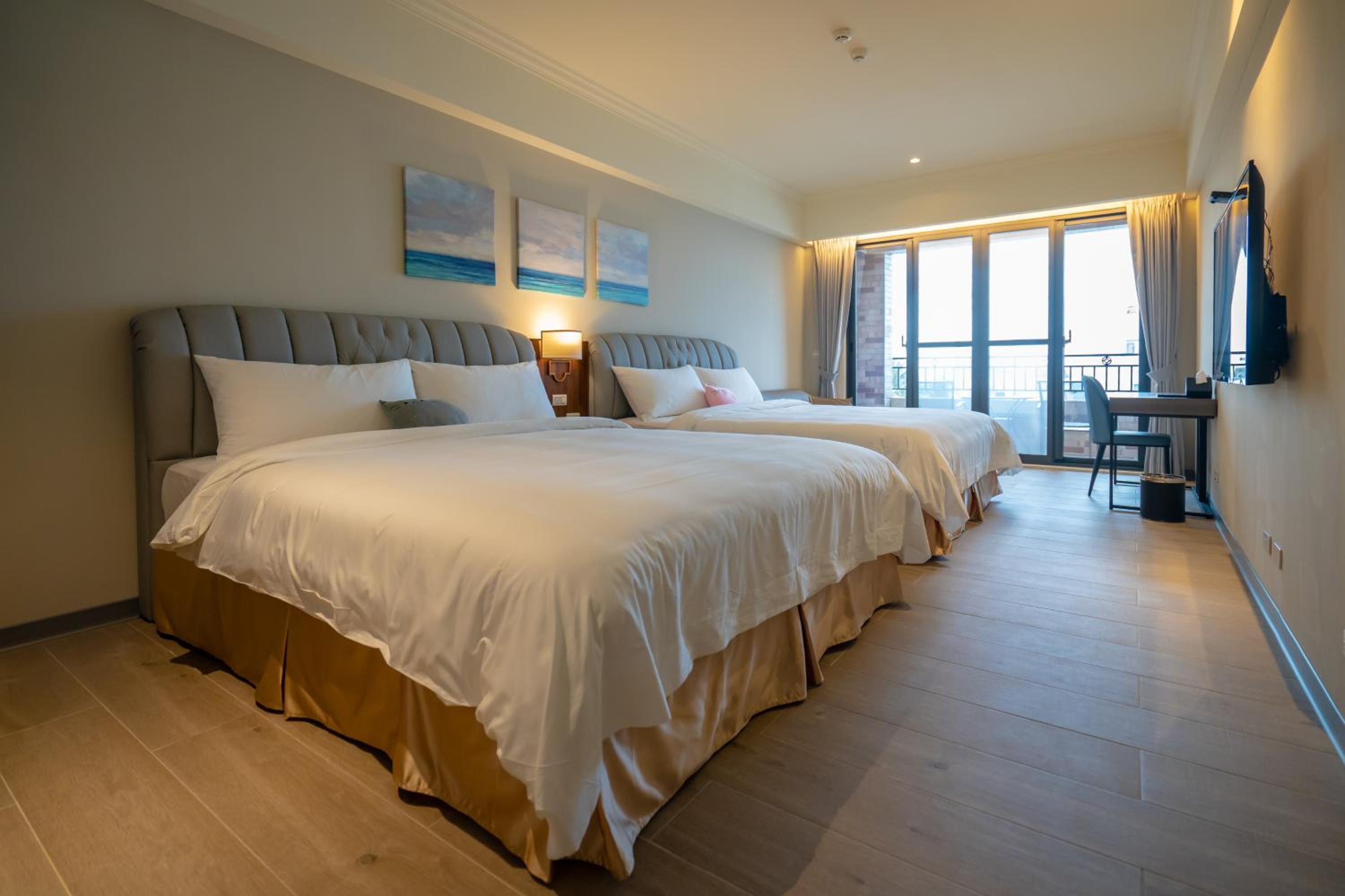 Family Room with Sea View photo 1