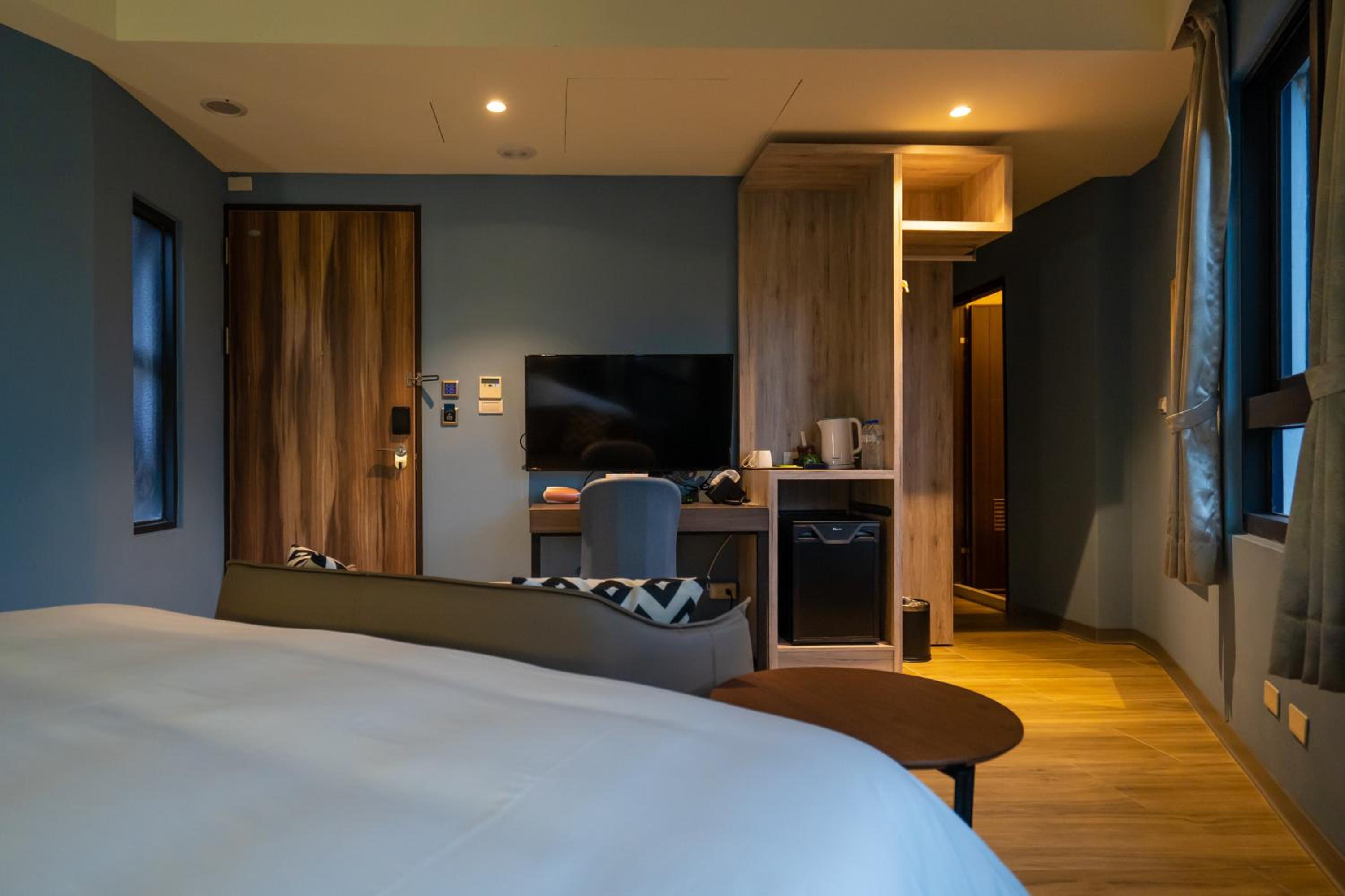King Room with Mountain View photo 3