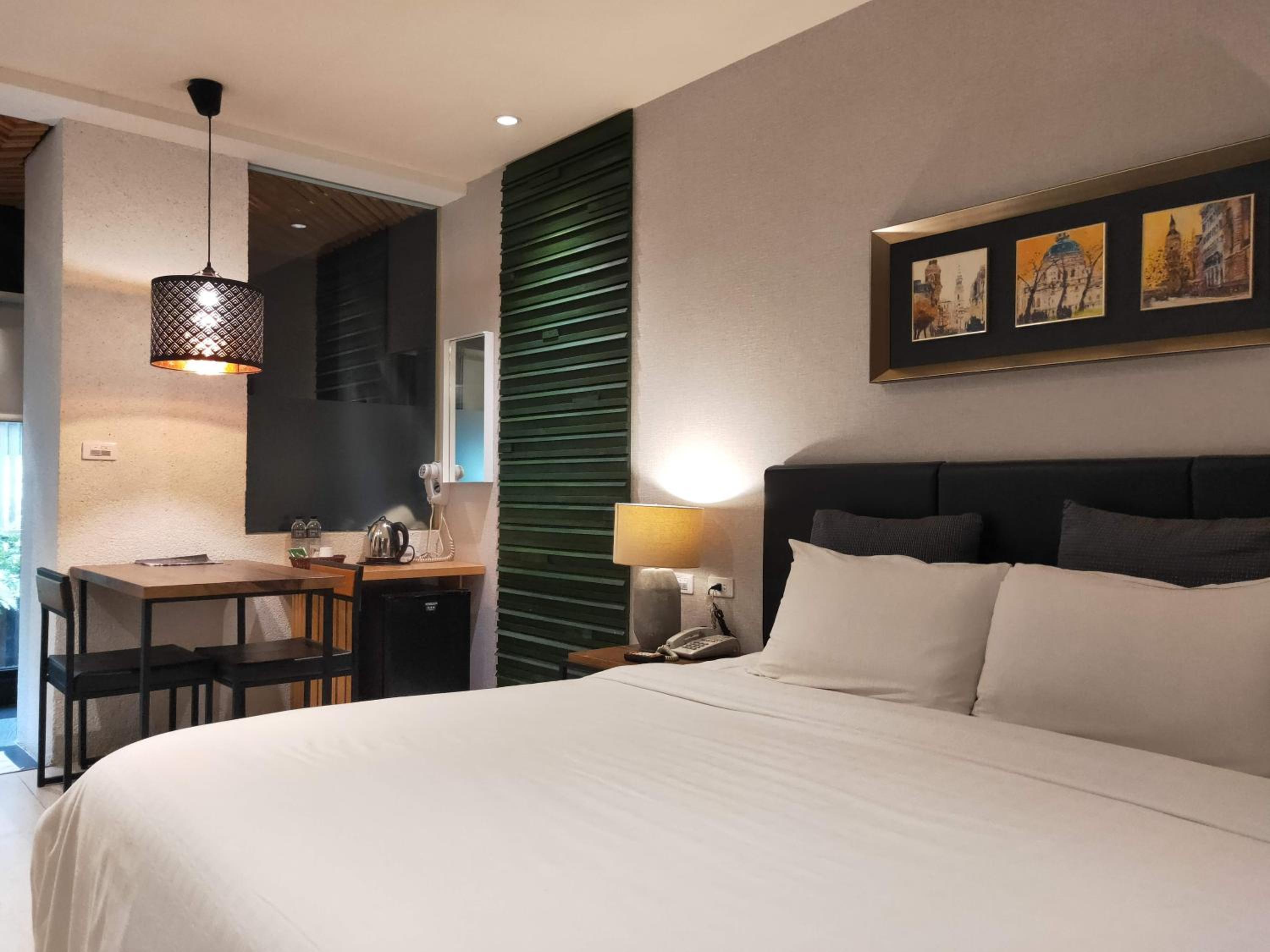 Deluxe Double Room - Photo 1