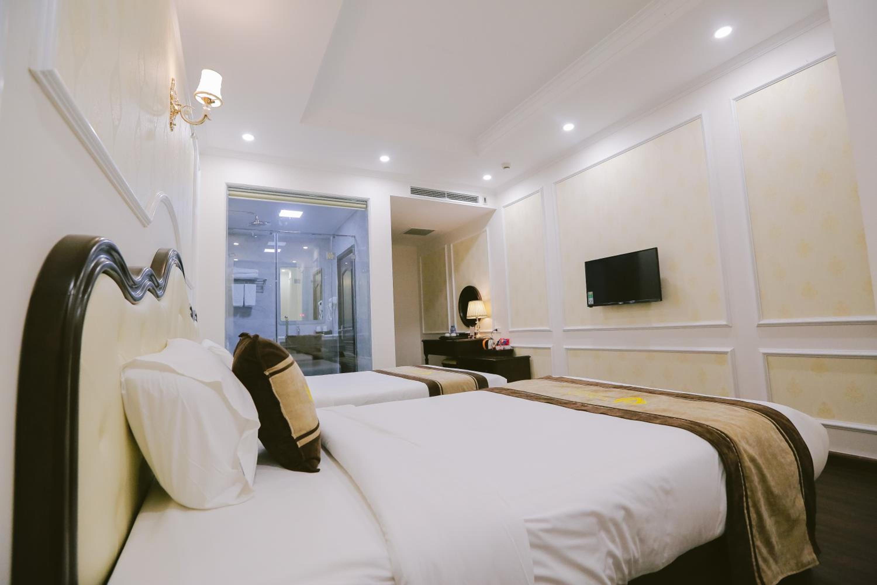 Twin Room - Photo 4