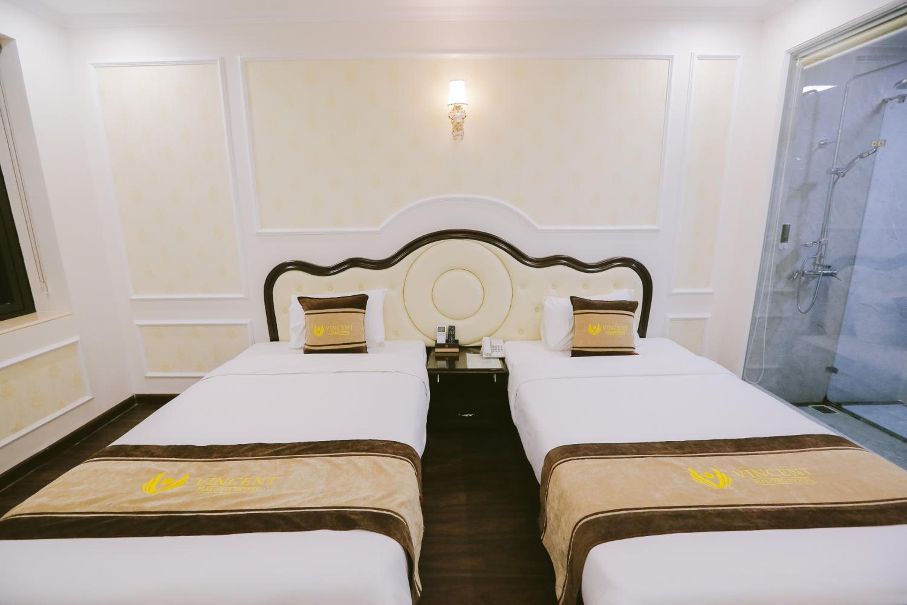 Twin Room - Photo 57