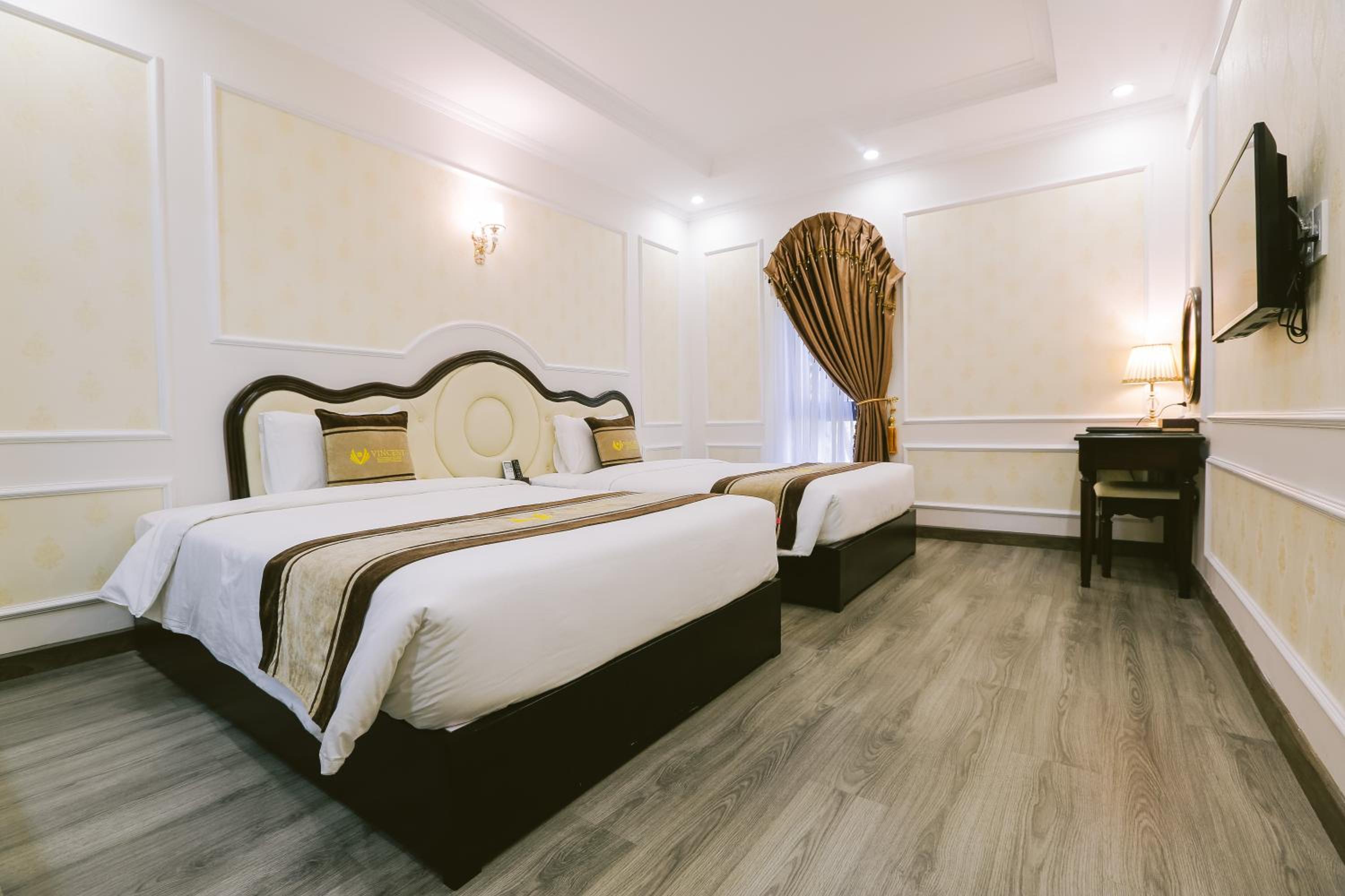 Twin Room - Photo 6