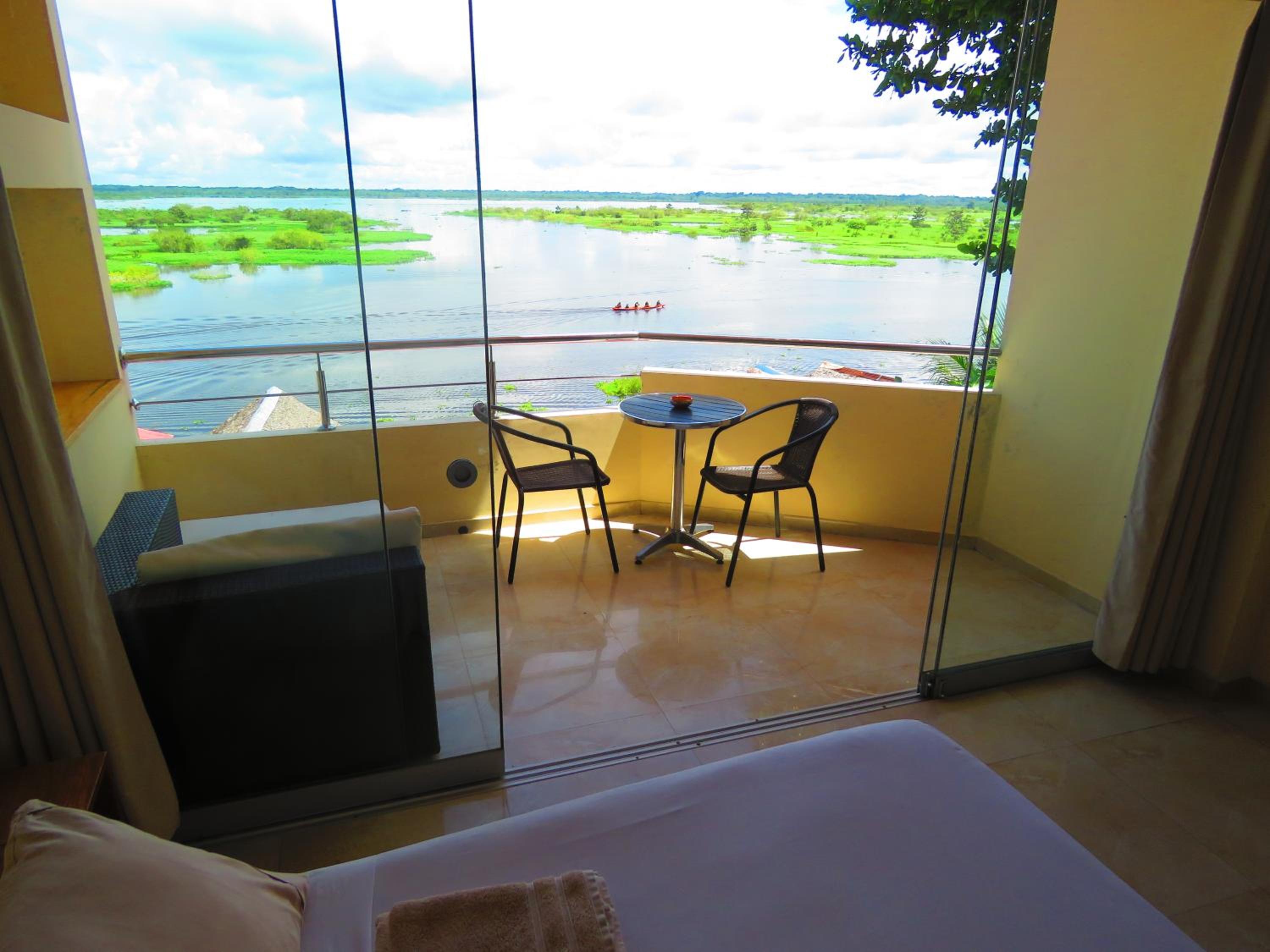 Apartment with Balcony - River View photo 2
