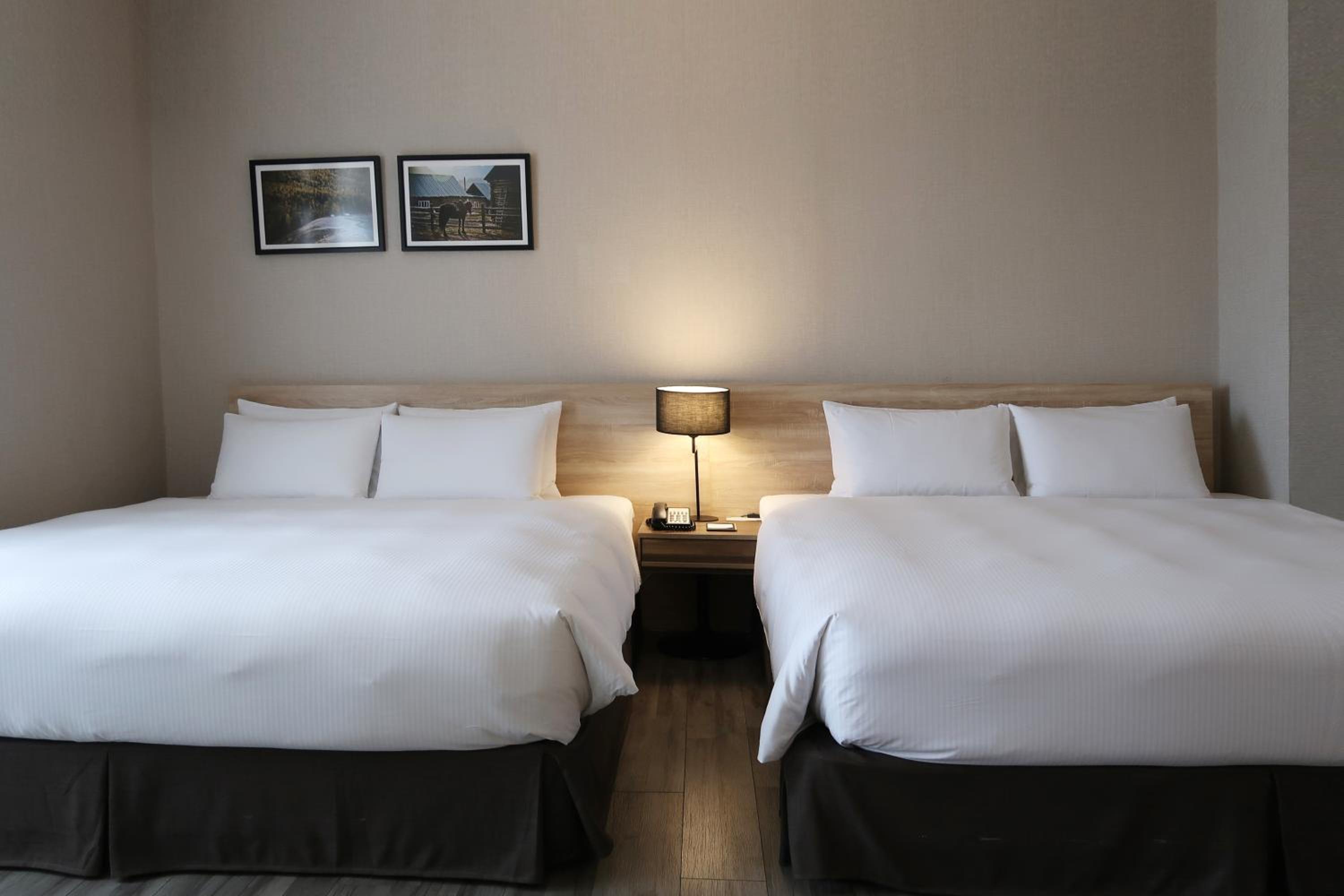 Deluxe Quadruple Room photo 2