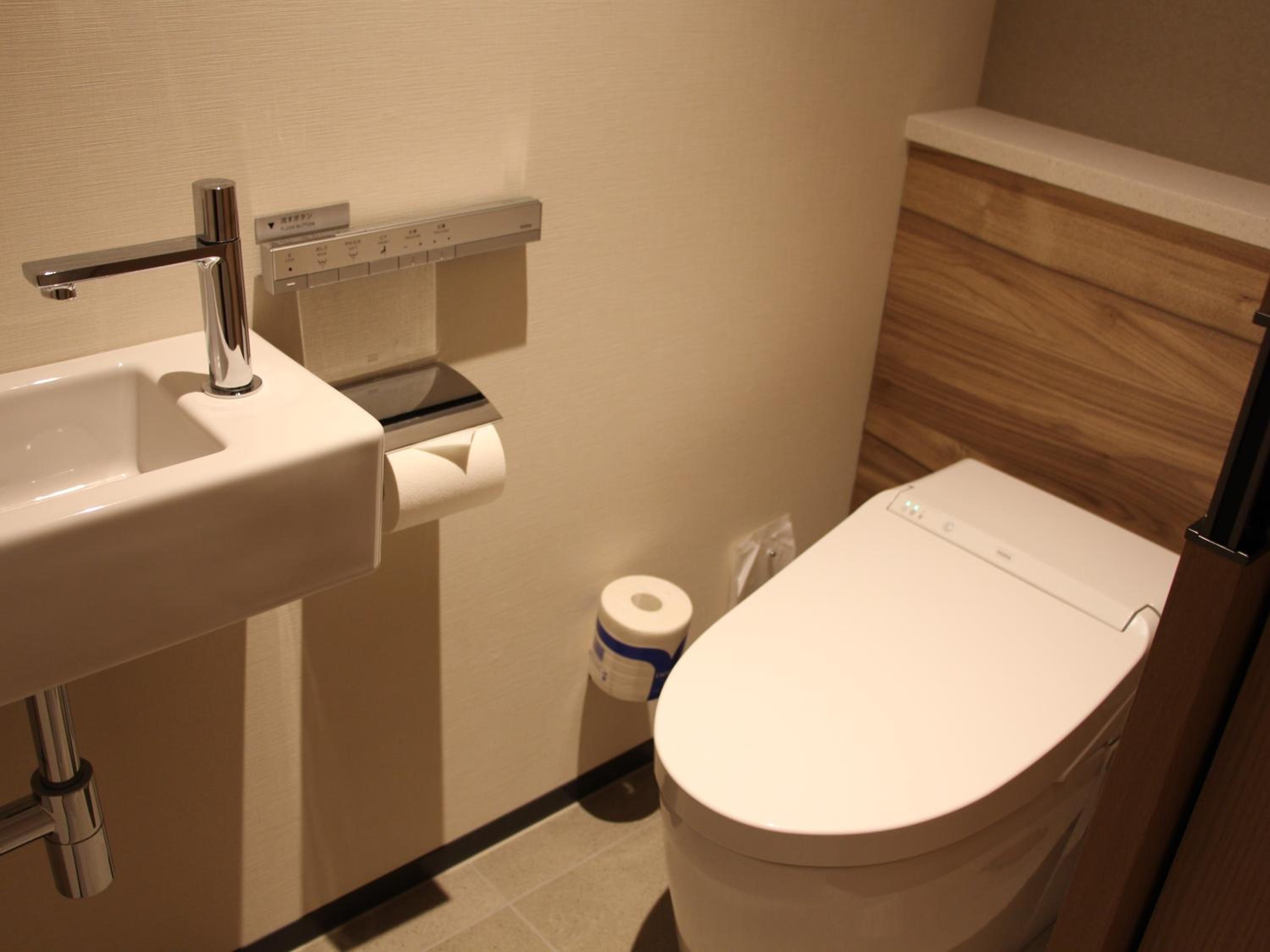 Limited Offer - Superior Double Room thumbnail 6