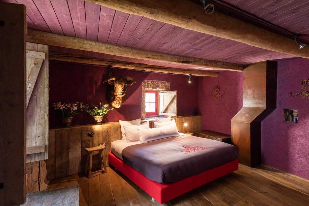 Superior Suite - Photo 1