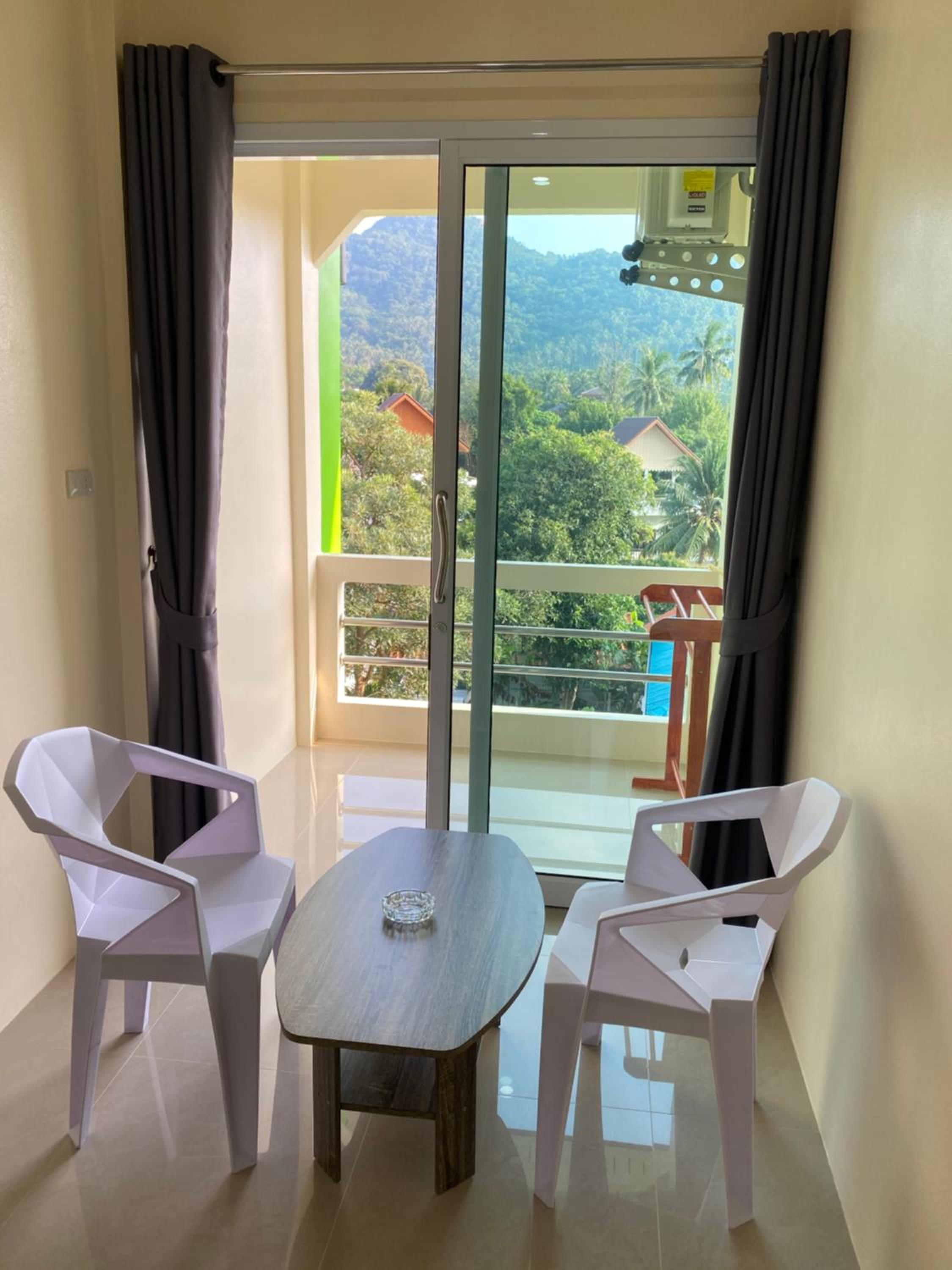 Studio with Mountain View photo 2