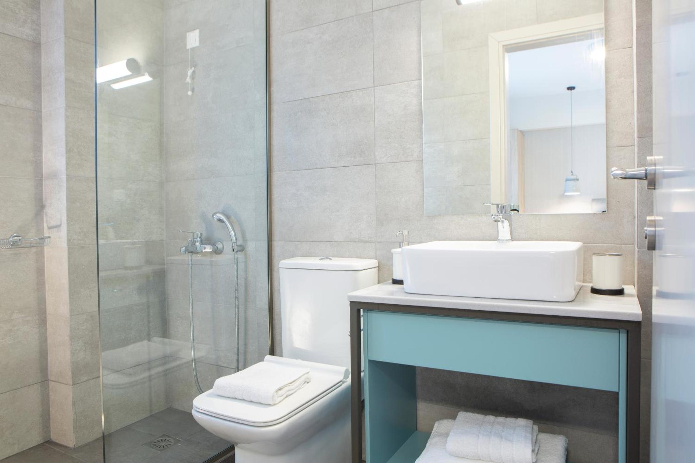 One-Bedroom Suite photo 2