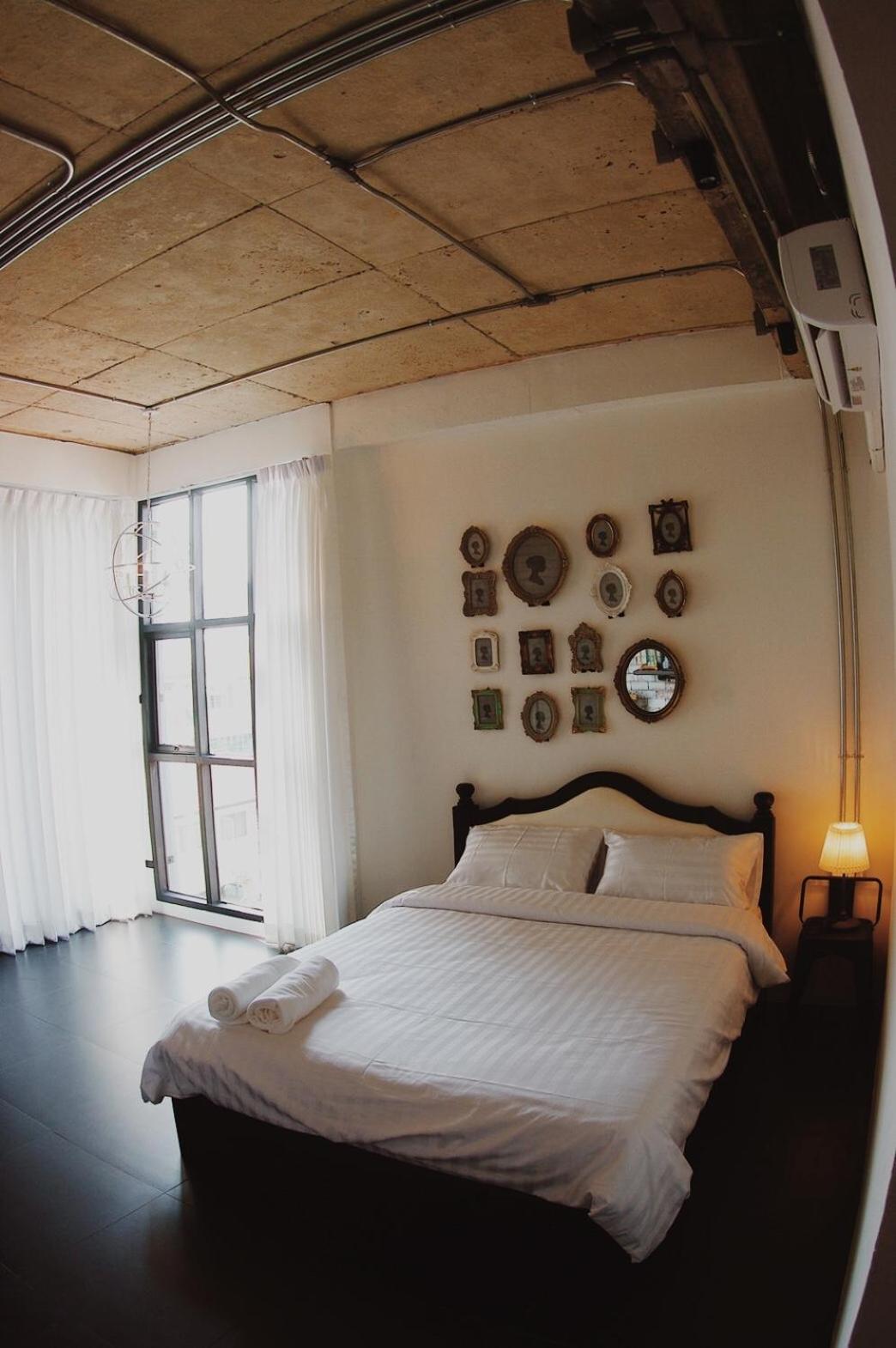 Queen Room with Balcony photo 3