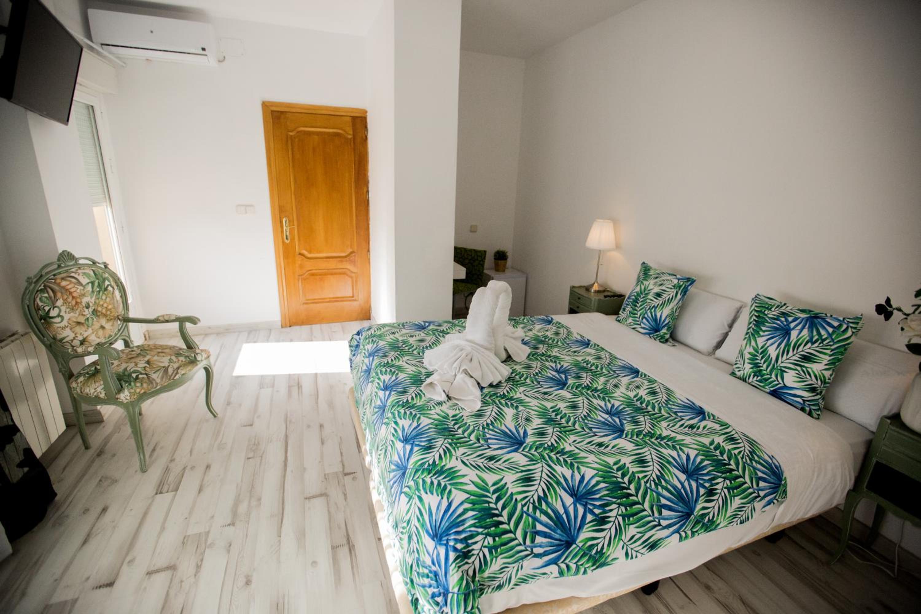 Double Room - Photo 1