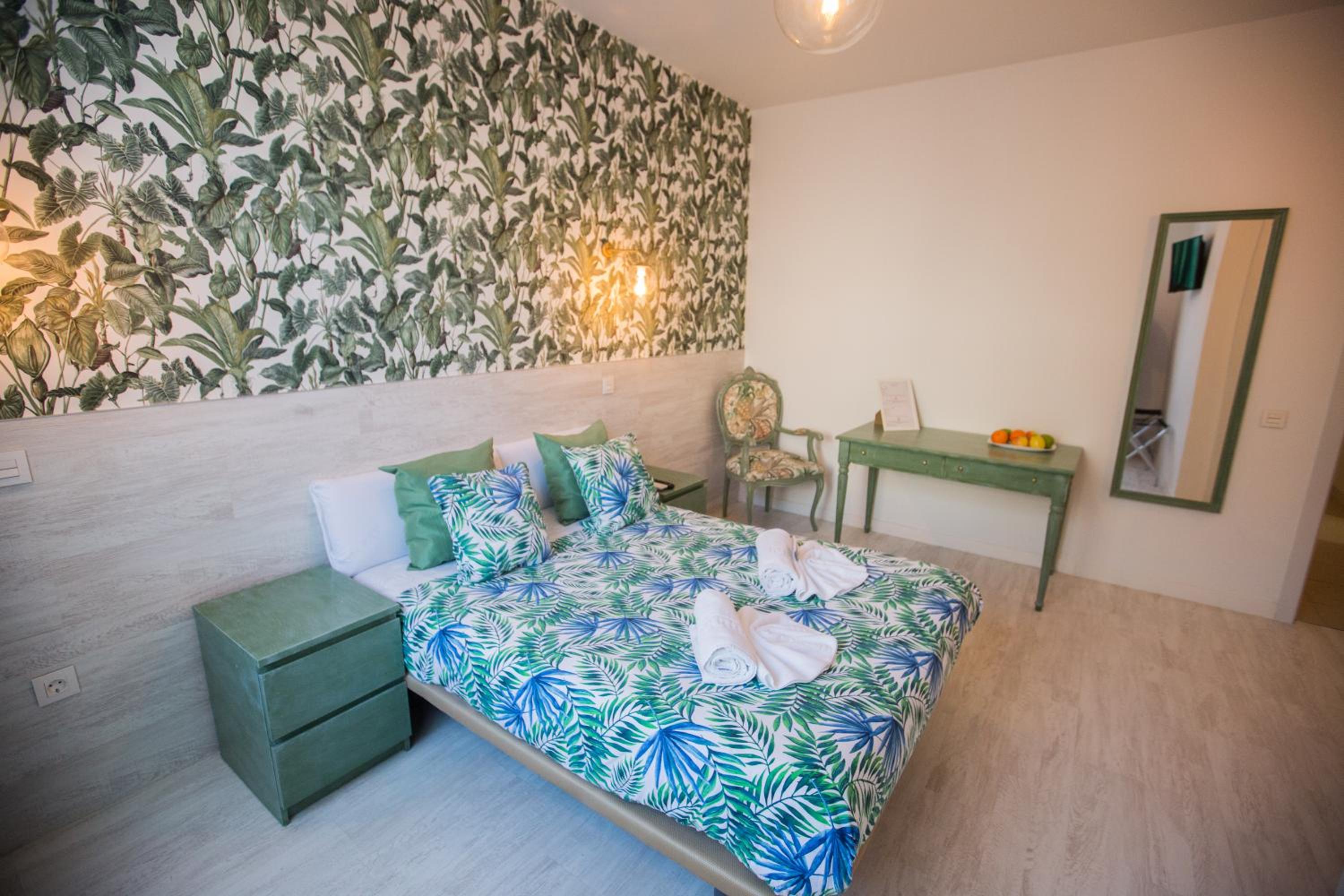 Double Room - Photo 14