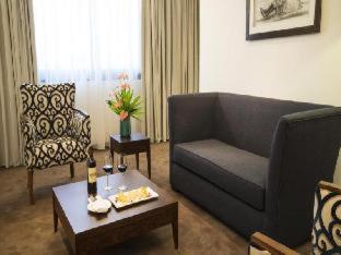 Standard Queen Room - Photo 1