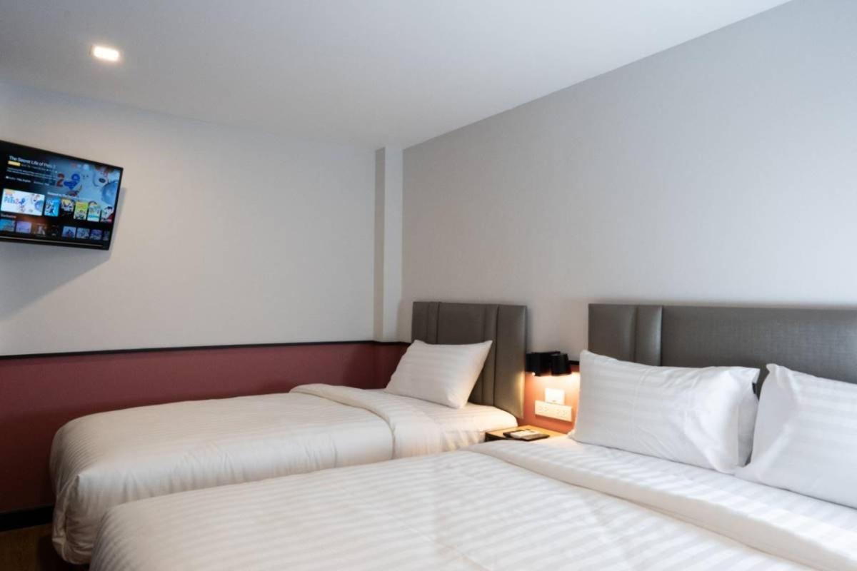 Deluxe Twin Room photo 1