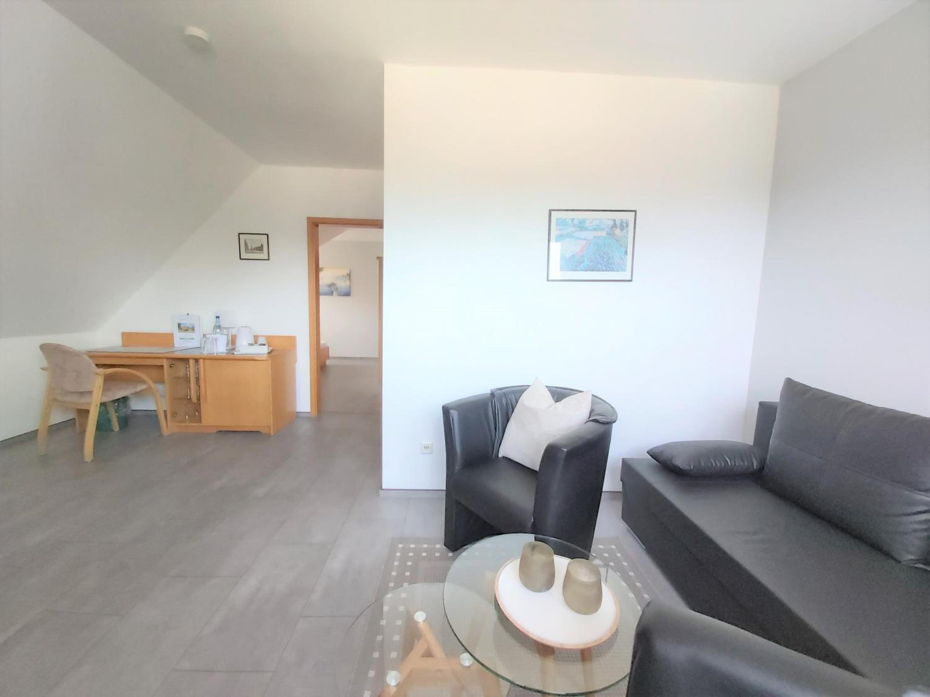 Family Double Room - Photo 5