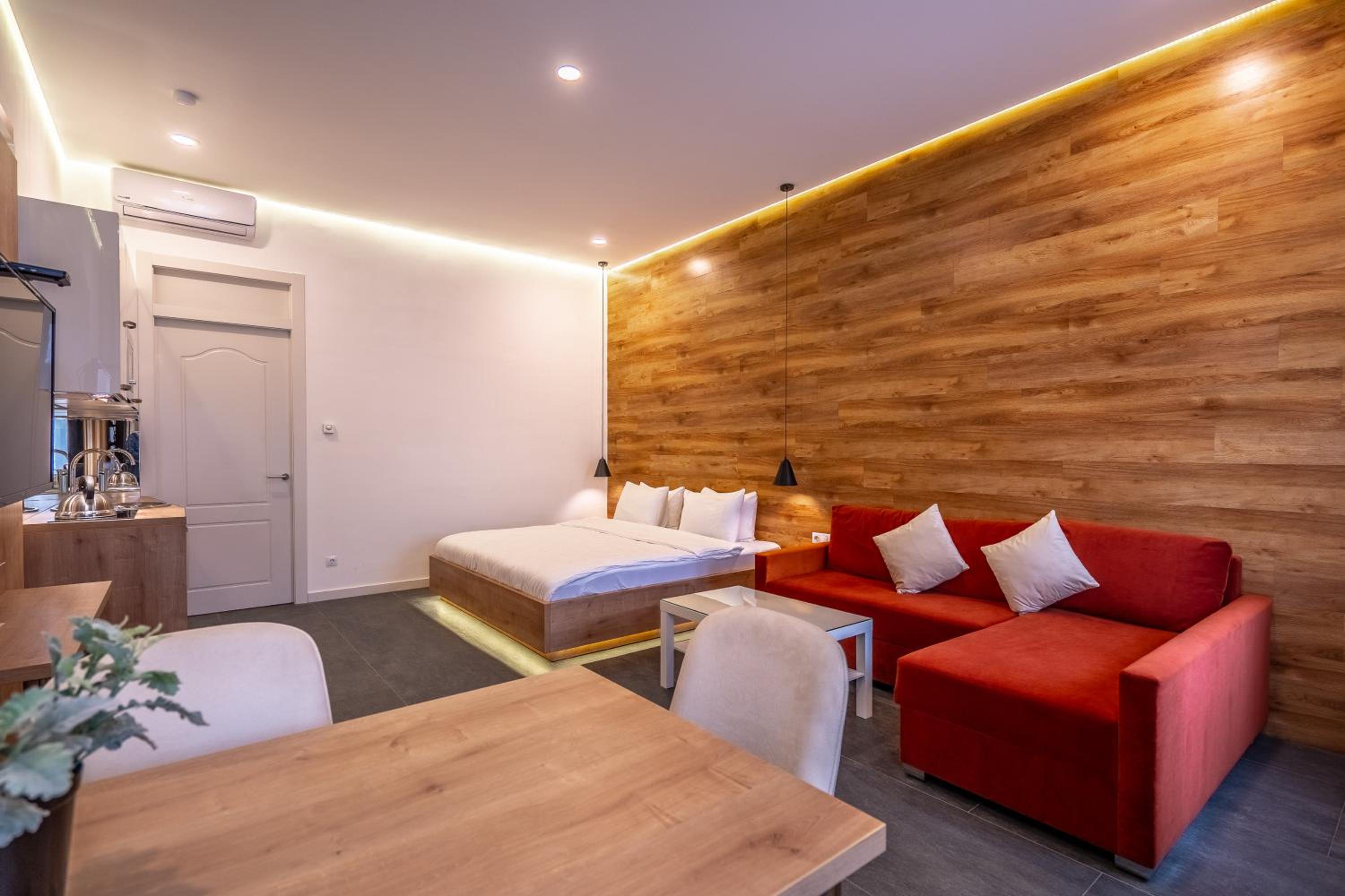 Deluxe Double or Twin Room - Photo 24