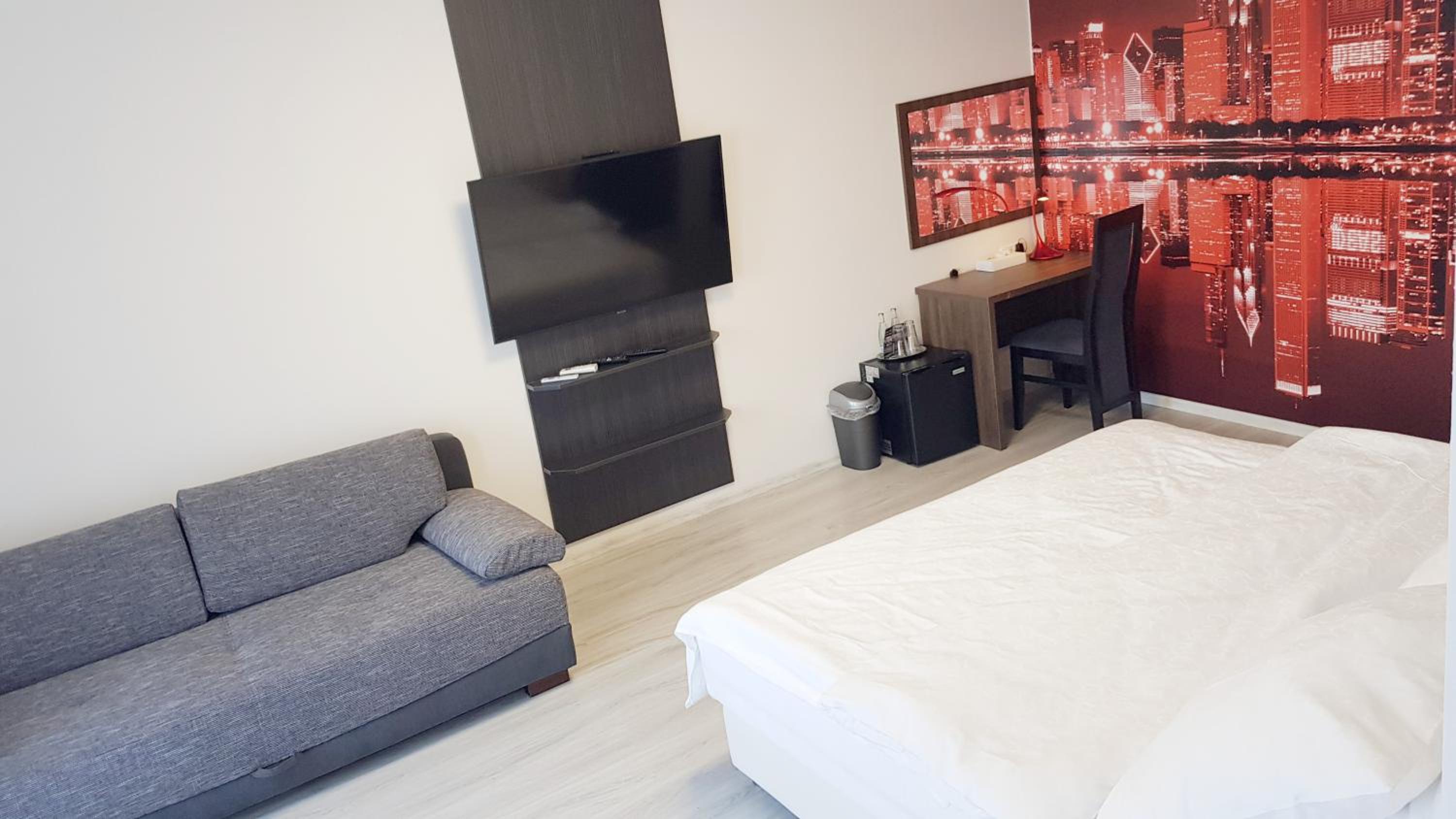 King Suite with Spa Bath photo 1