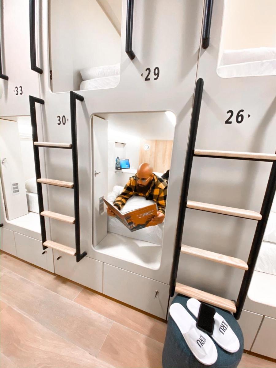 Single Bed in Male Dormitory Room photo 2