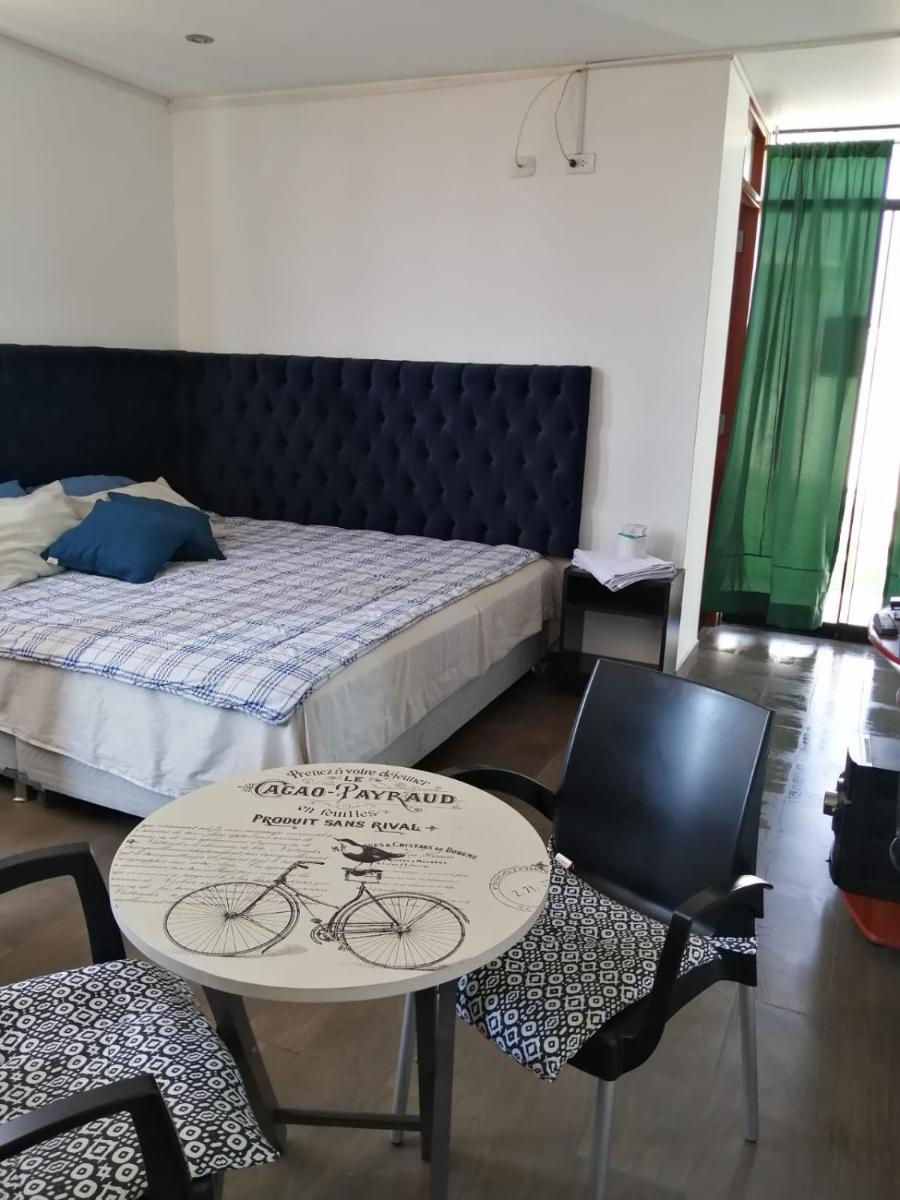 Deluxe King Suite photo 1