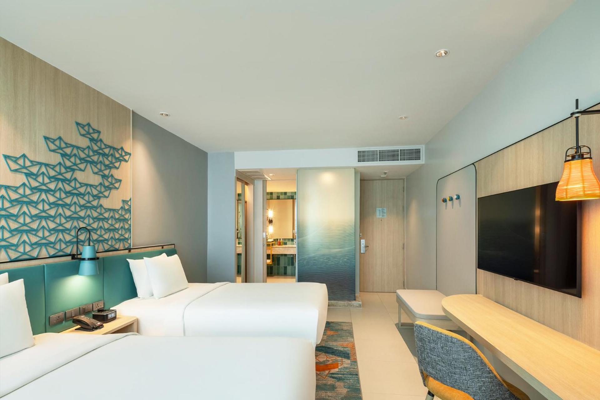 Standard Twin Room with Ocean View and Bay Tower