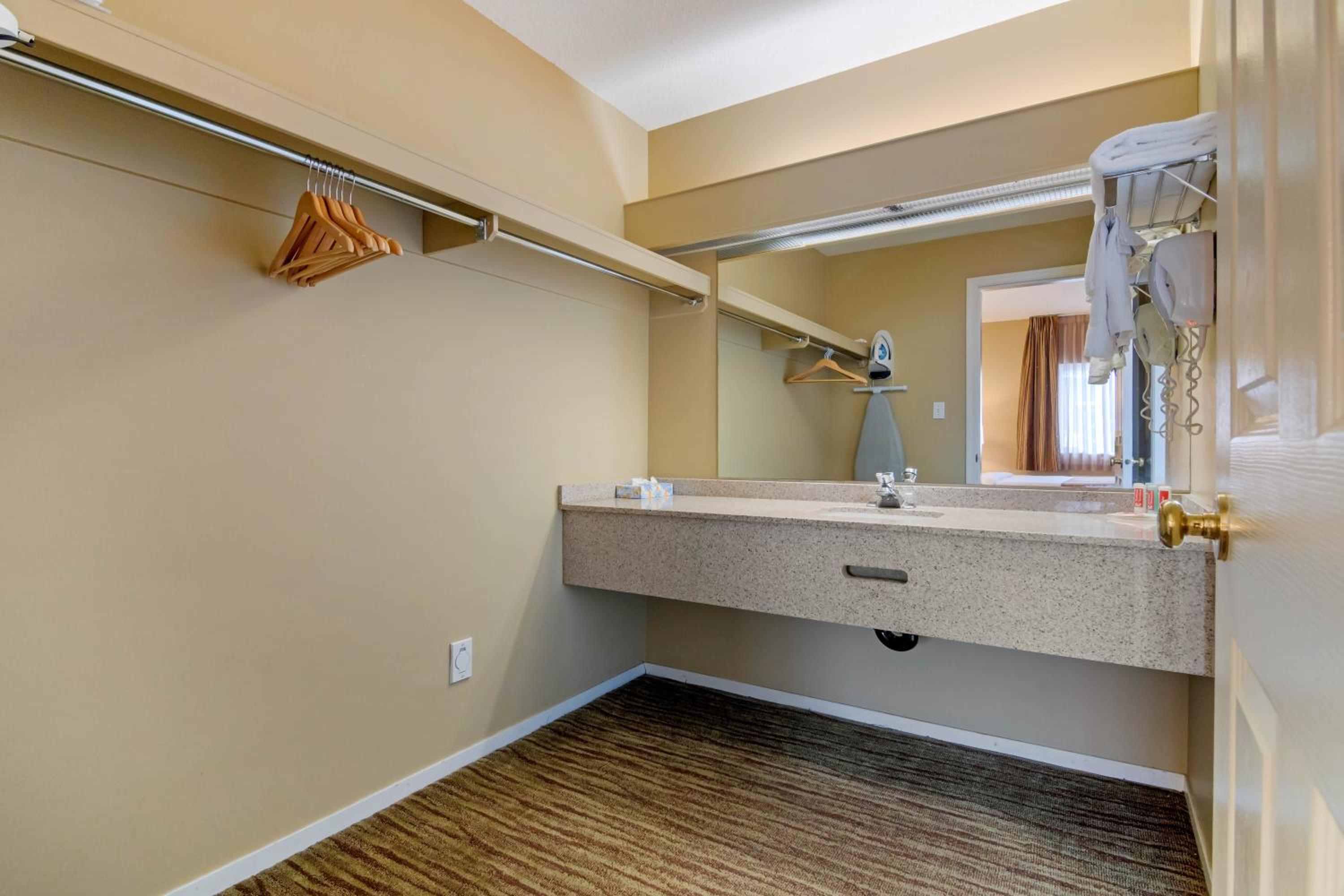 King Room - Photo 3