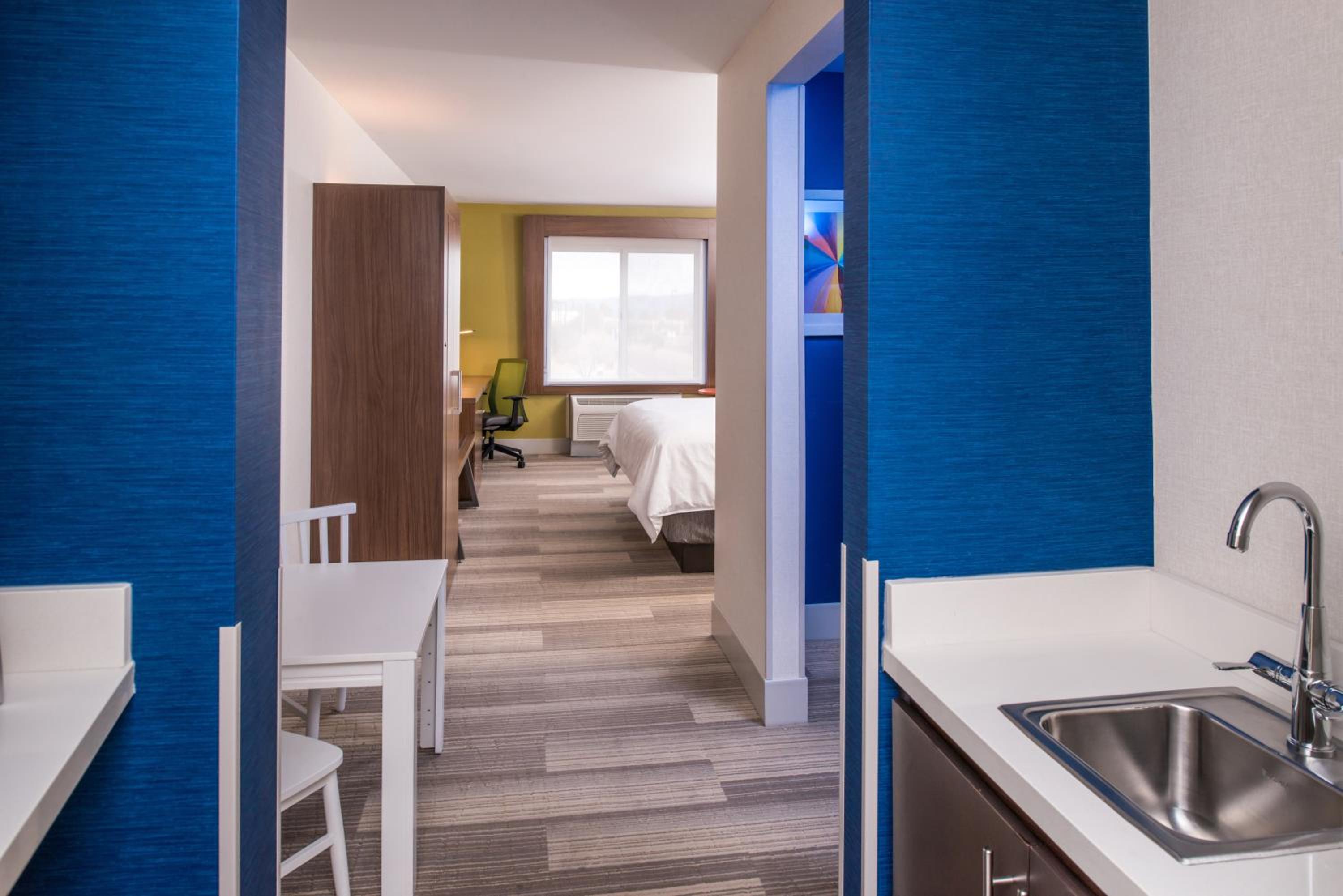 Family Suite - Photo 2