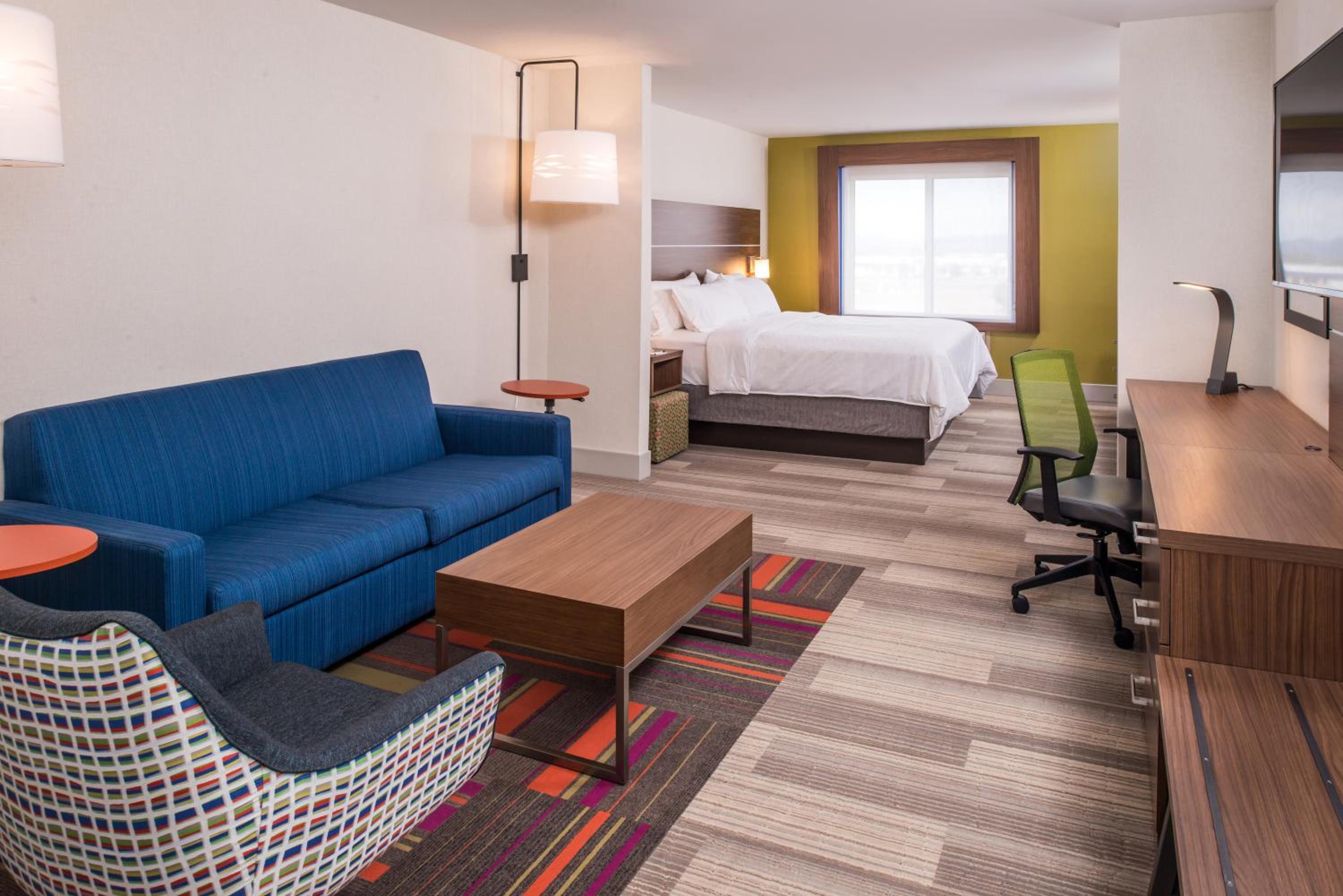 King Suite - Photo 1