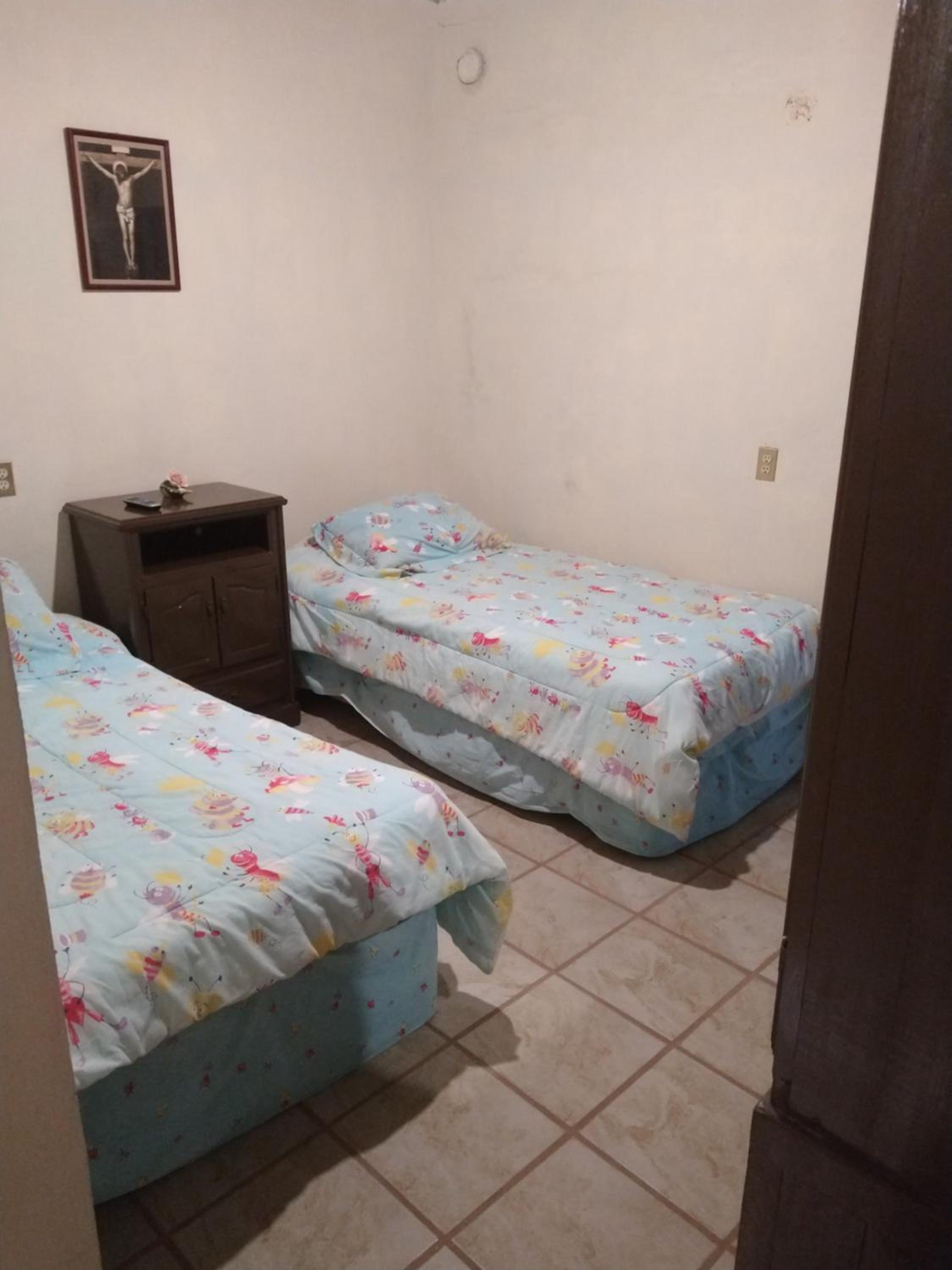 One-Bedroom Standard Apartment - Photo 1