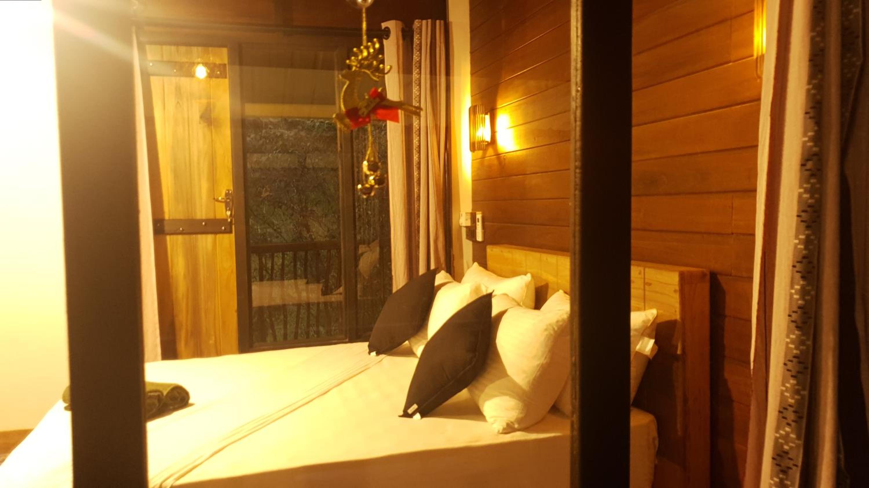 King Room with Mountain View photo 1