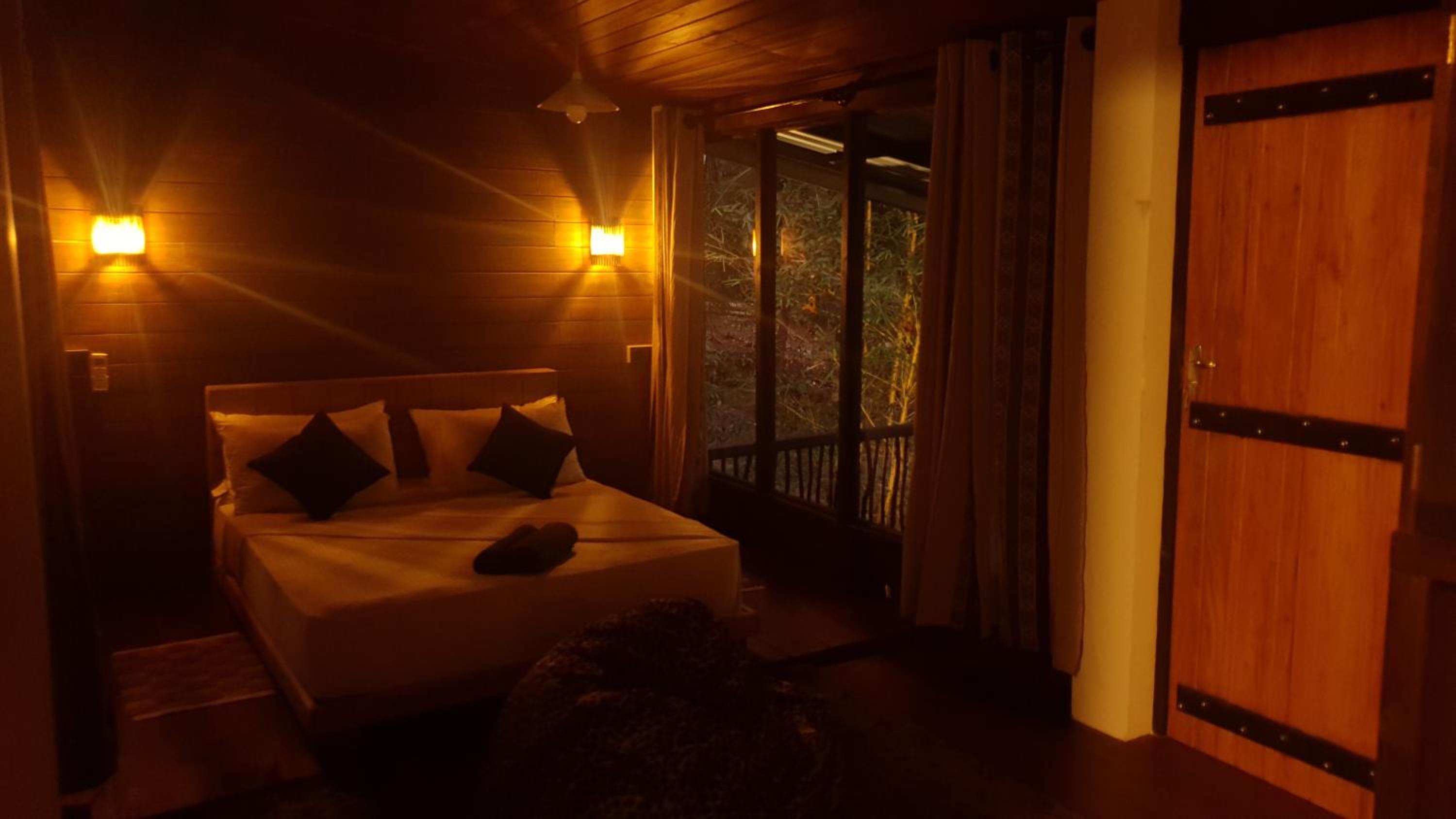 King Room with Mountain View photo 3