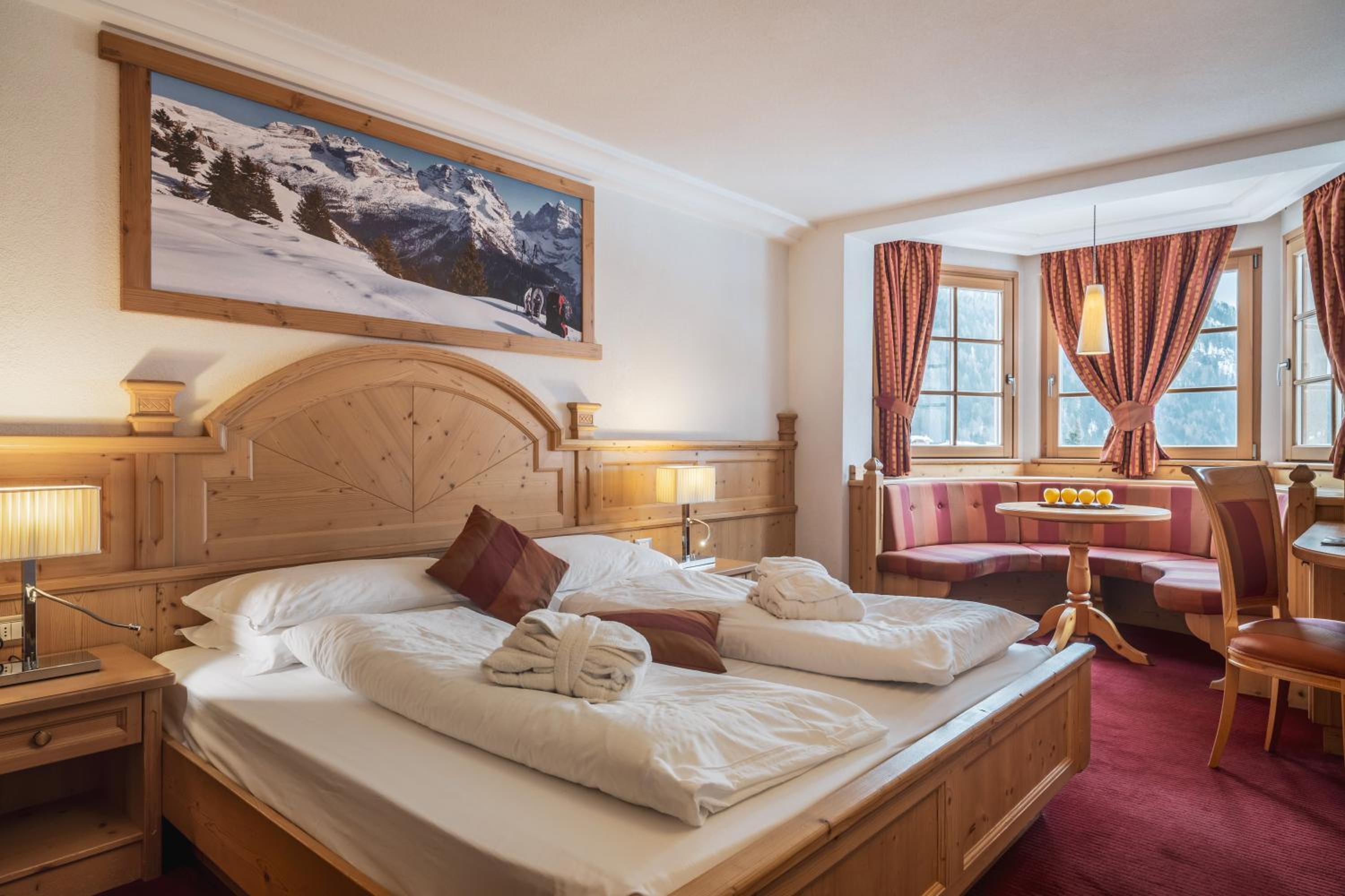 Deluxe Double Or Twin Room photo 1