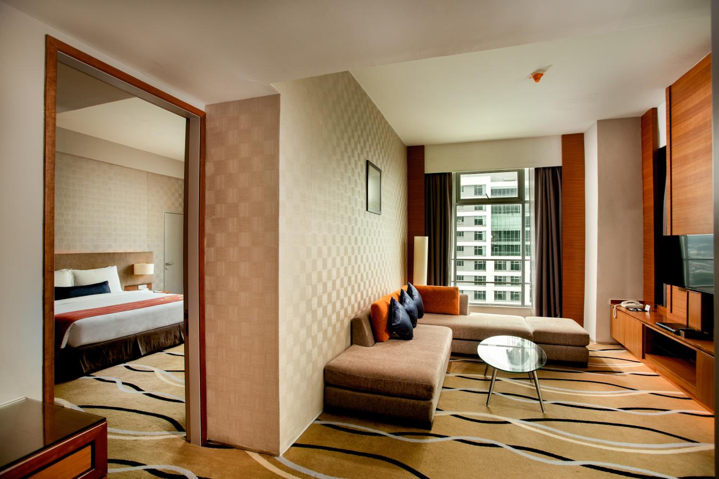 Executive Suite photo 3