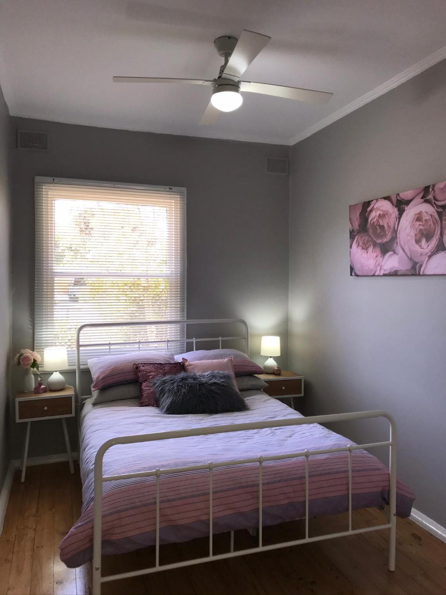 Three-Bedroom House photo 2